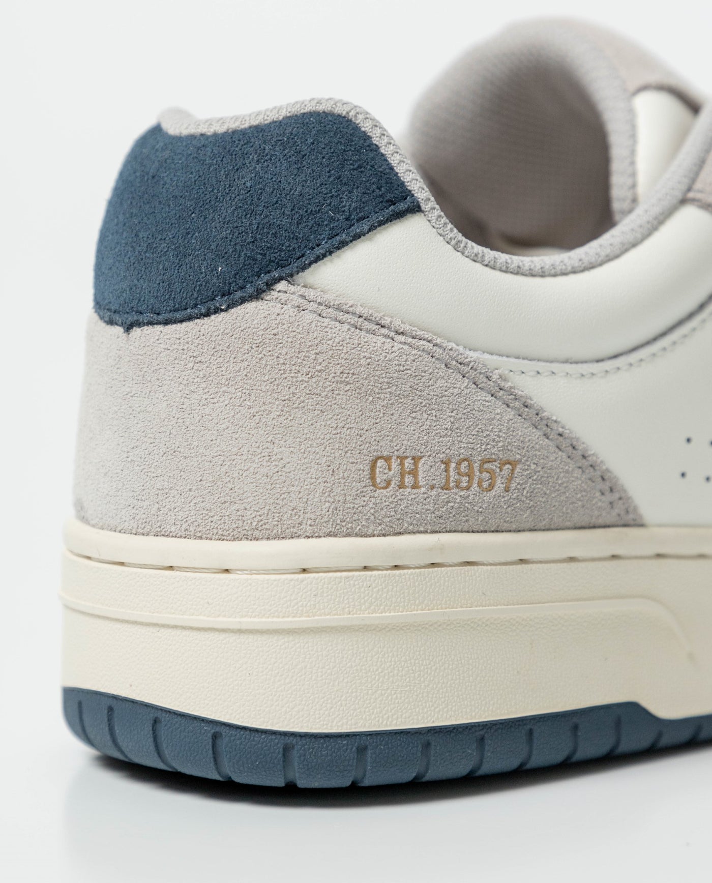 Men's Low-Top Basketball Style Sneakers with Contrast Textures 63_062G008_BLA110601_6