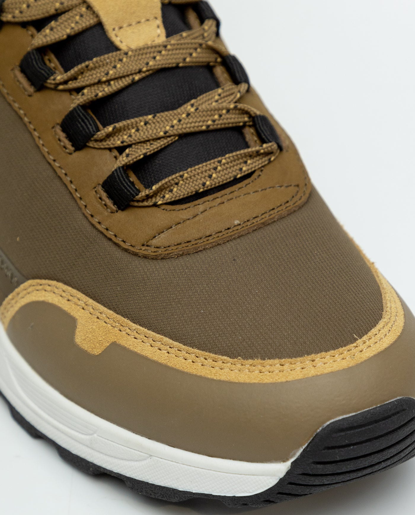 Men's Runner-Style Sneakers in Textile and Leather - Green 63_069F002_VER190622_6