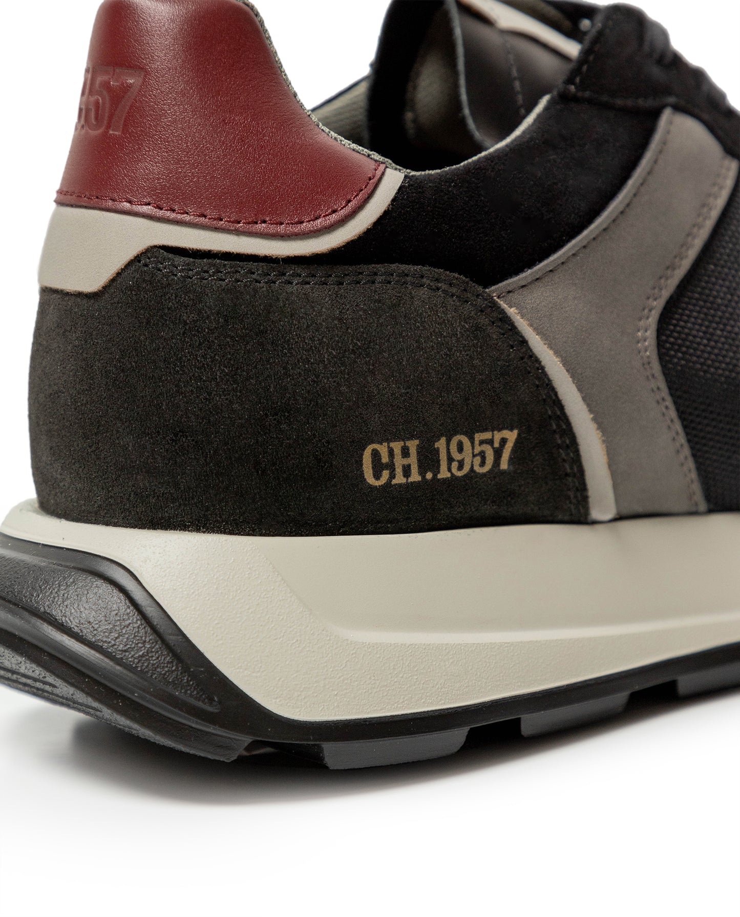 Men's Runner Style Sneakers - Black - 7