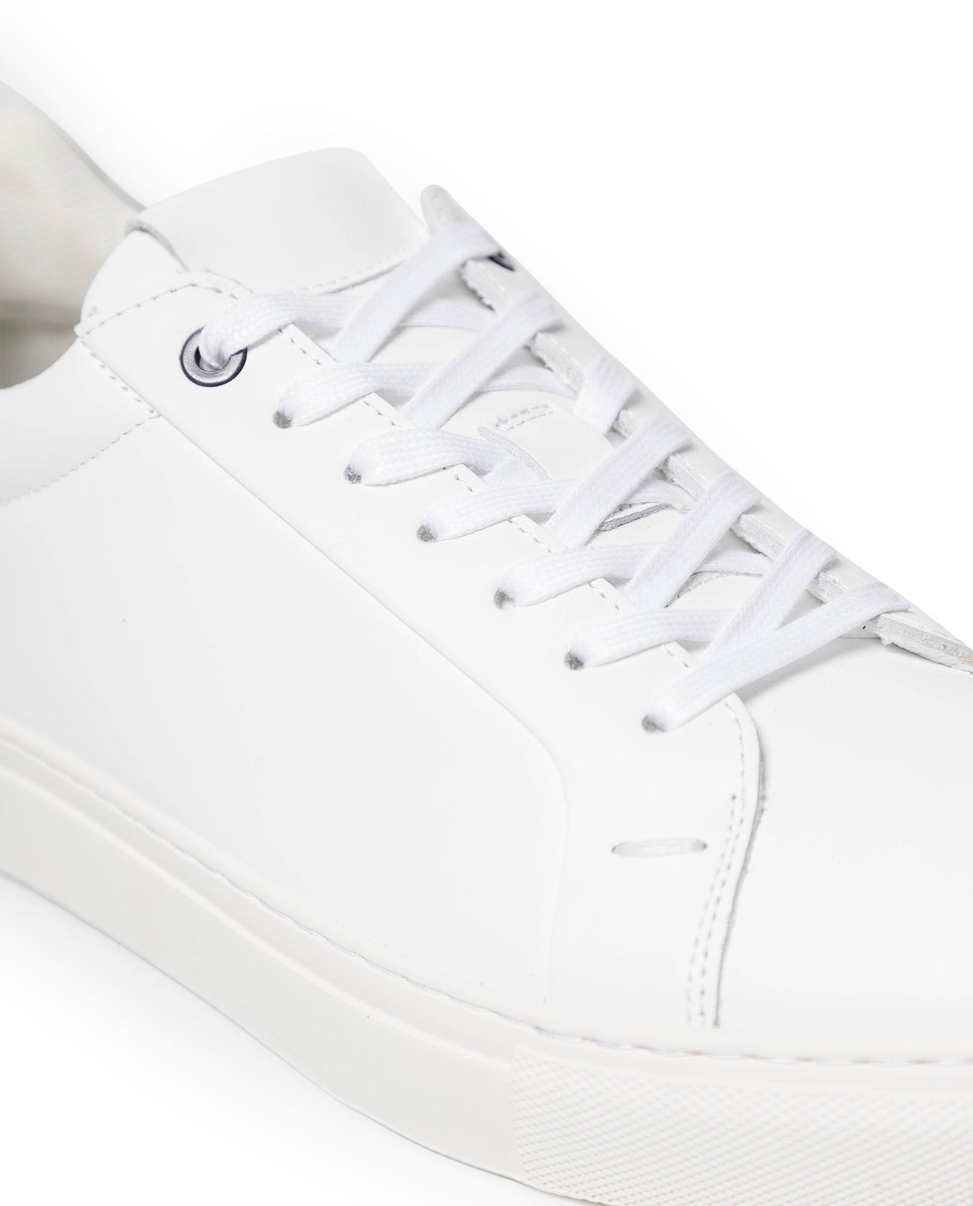 Men's Minimalist Leather Sneakers 63_069G010_BLA110601_4