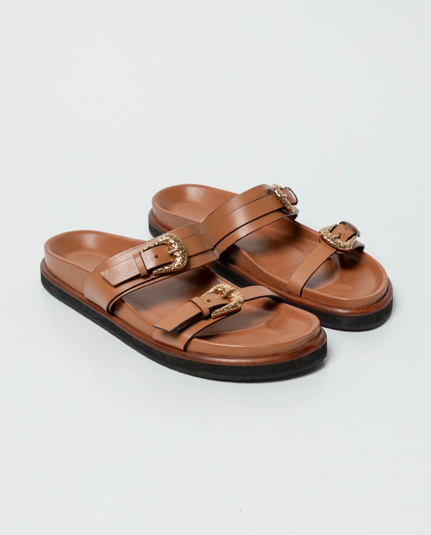Women's Double-Strap Flat Sandals with Gold Buckles in Aniline Leather 63_262G000_CAF170808_3