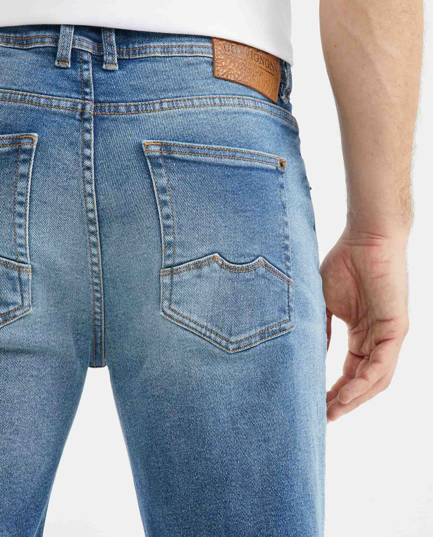 Men's JeanStraight Fit, Morrison, Slim Boot - Medium Vintage Blue + Distressed - Blue - 6