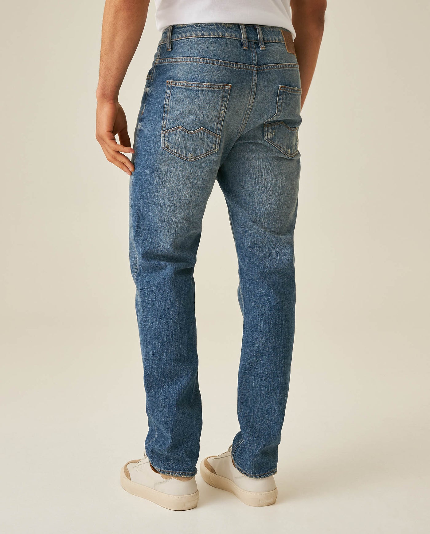 Mens Jeans Straight Fit High Rise Medium Wash Cotton Elastane Mini Rips Crotch Dart - Blue 63_331H004_AZU184140_6