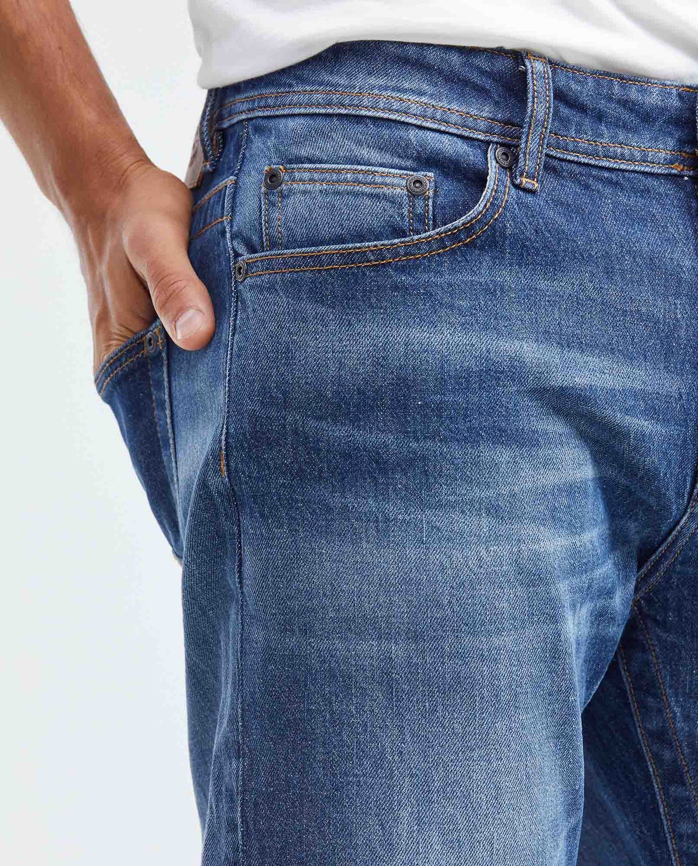 Men's Famous Jeans Slim Fit Medium Wash Subtle Vintage 332F022 - 3