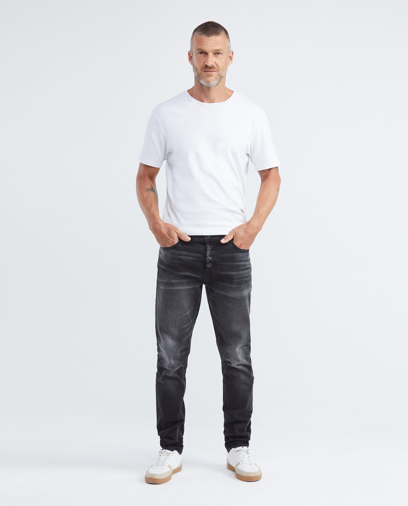 Men's Rider Jeans Slim Fit Gray Wash Distressing Low-Rise - 2