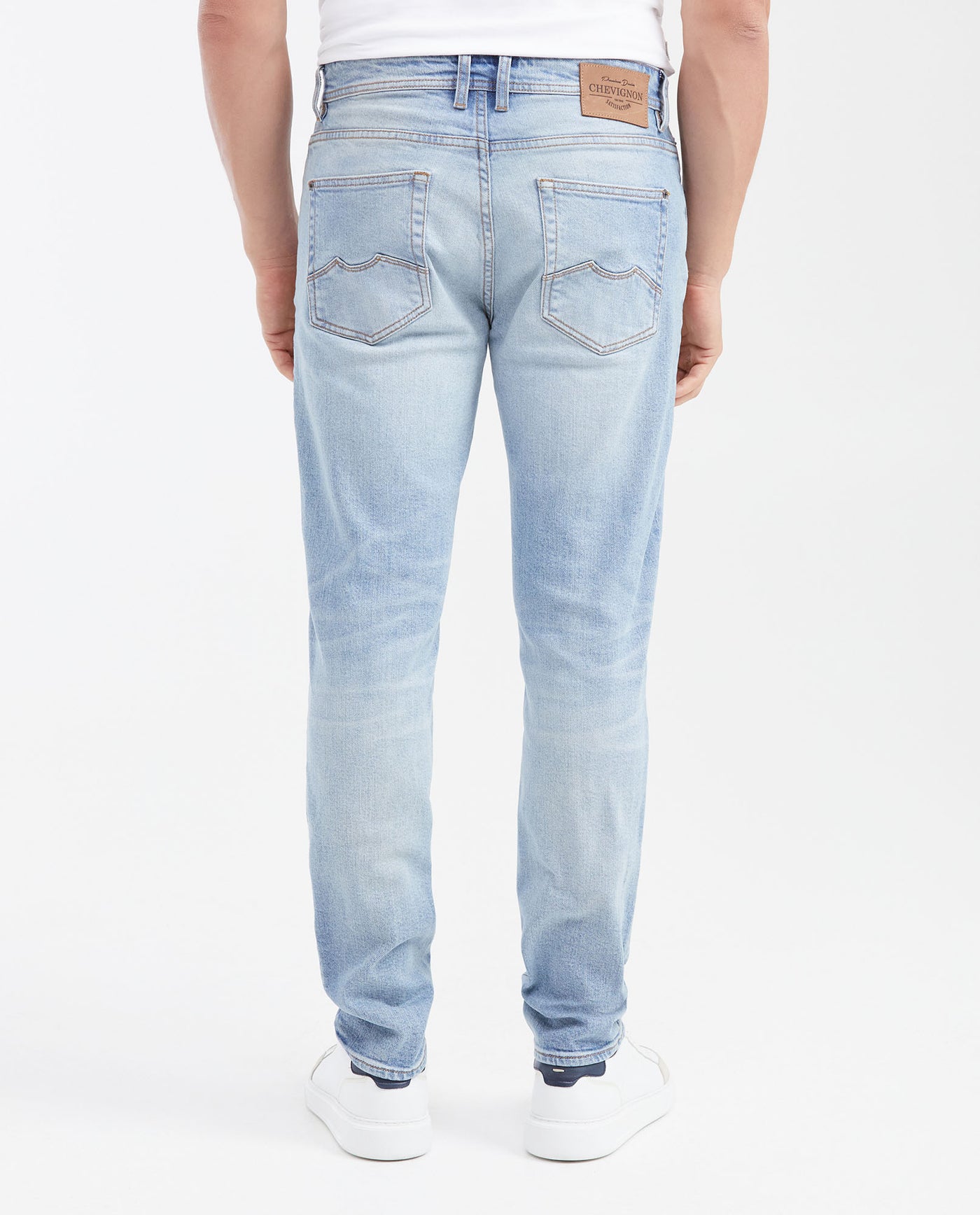 Jean Straight Fit Mid Rise Slim Leg Light Blue for Men - Blue 332G010 - 4