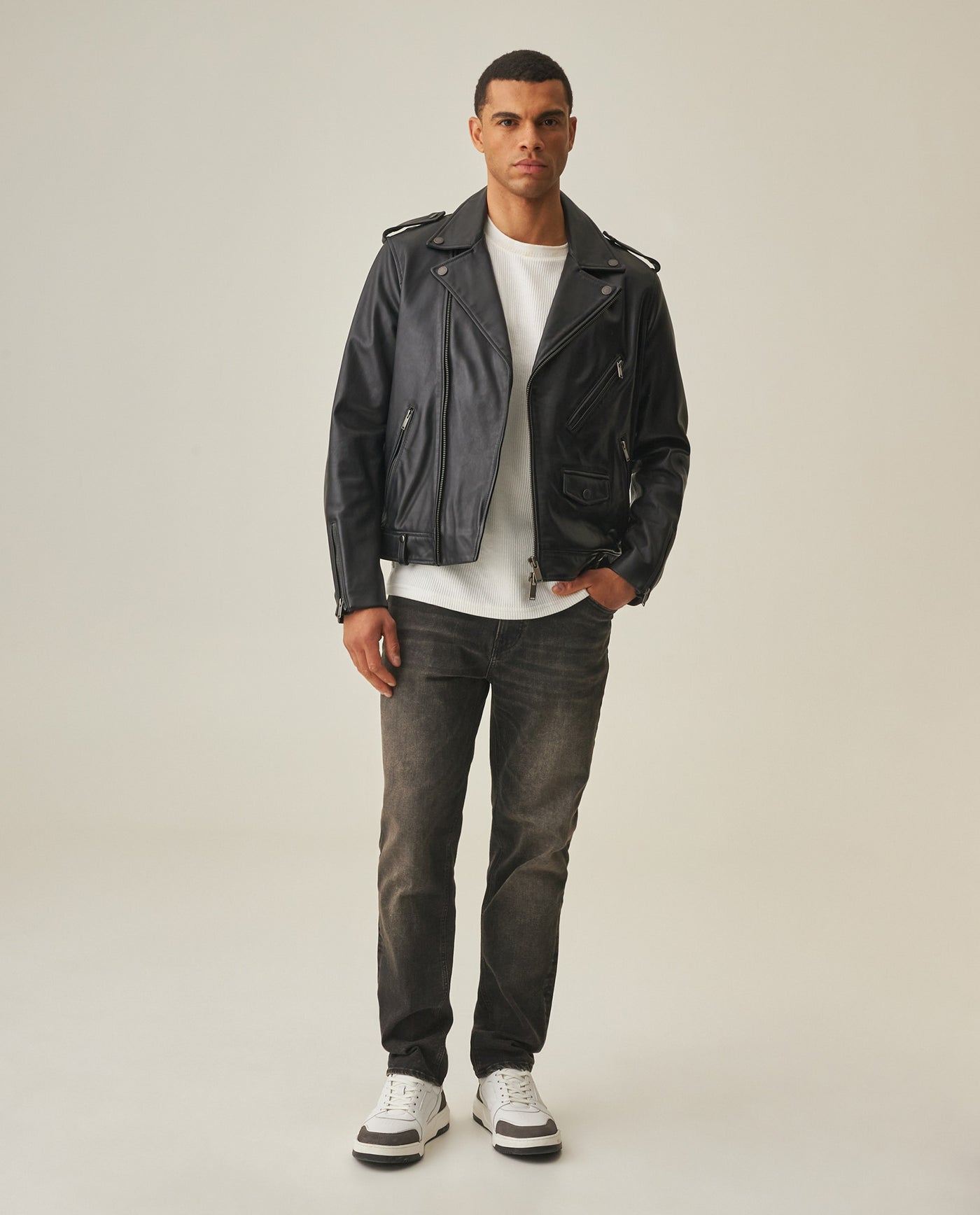 Men´s Sim Jeans - Gray 63_332H020_GRI194305_0