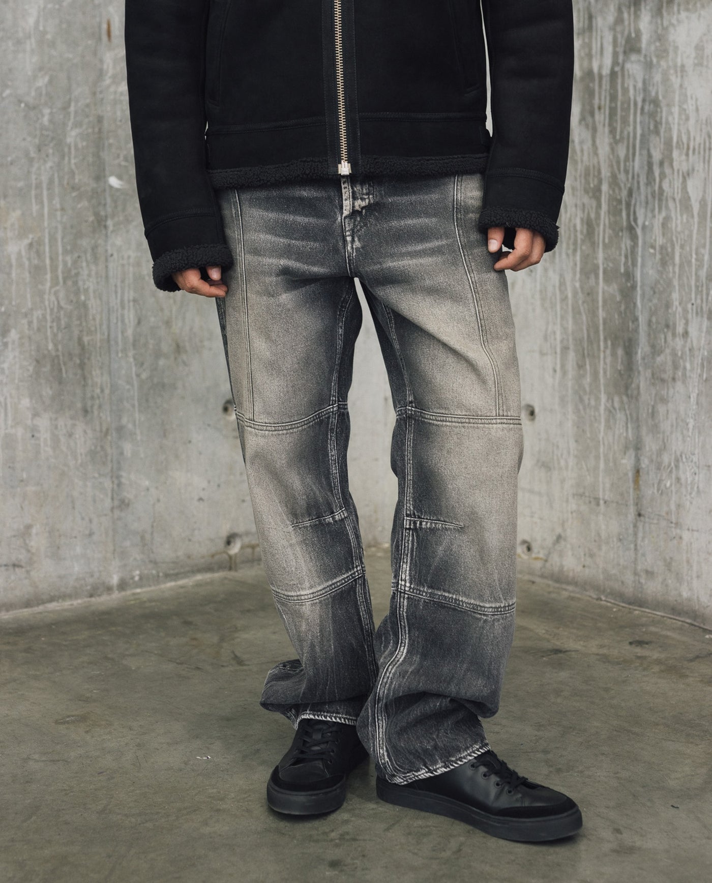 Mens Relaxed Fit Gray Jeans - Special Collection - Gray 63_332H201_GRI194305_3
