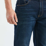 RELAXED FIT HIGH-RISE JEANS IN ULTRA DARK WASH