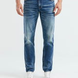 STRAIGHT FIT MID-RISE JEANS IN DARK WASH