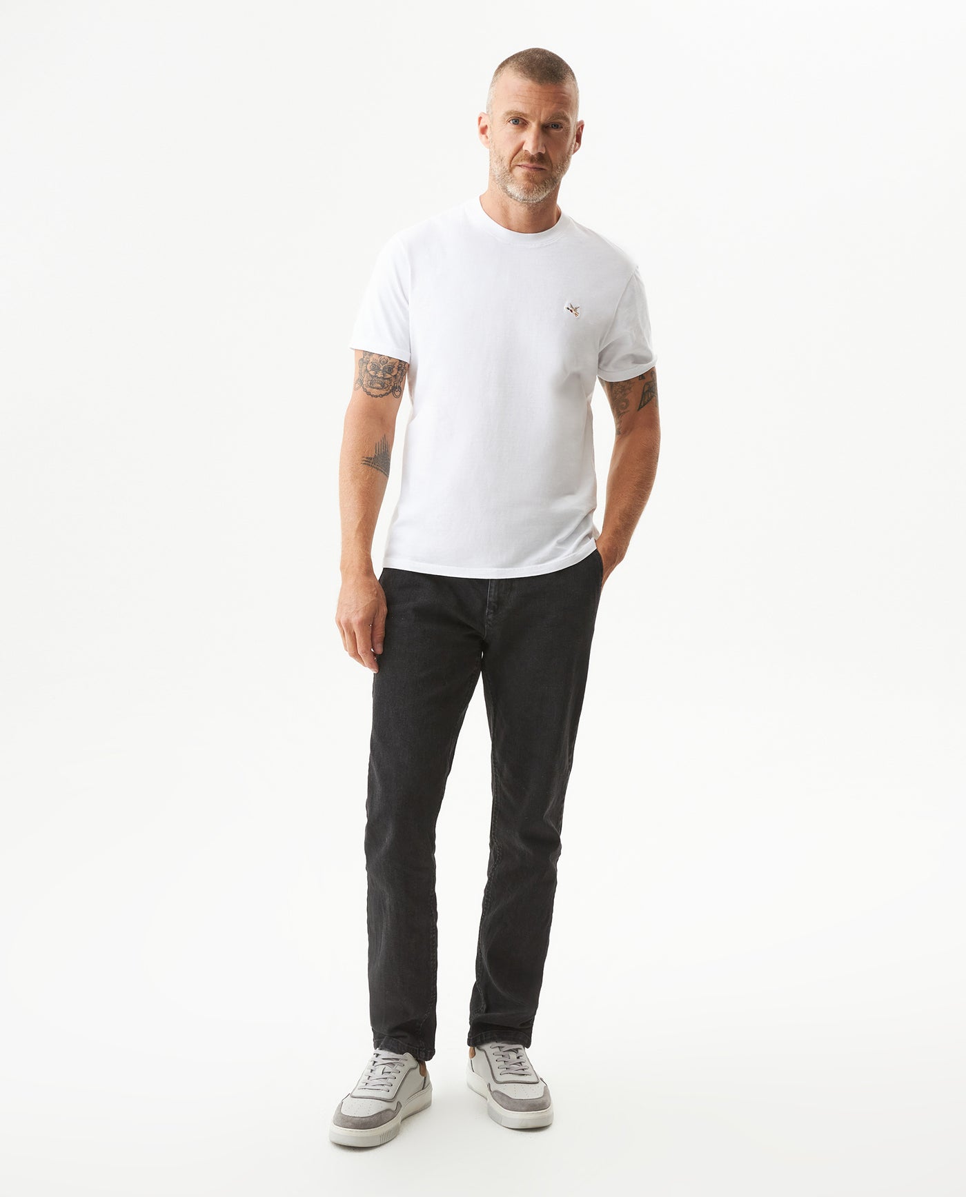 Men's Morrison Slim Fit Black Wash in Cotton Stretch Blend, Coordinates - 3