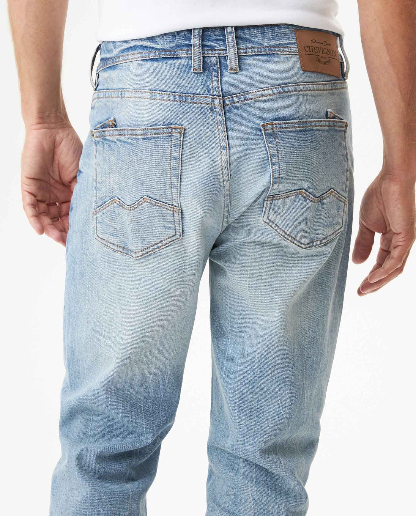 Men's Morrison Slim Light Wash Jeans in Cotton Stretch Blend, Mariner 339G014 - 6