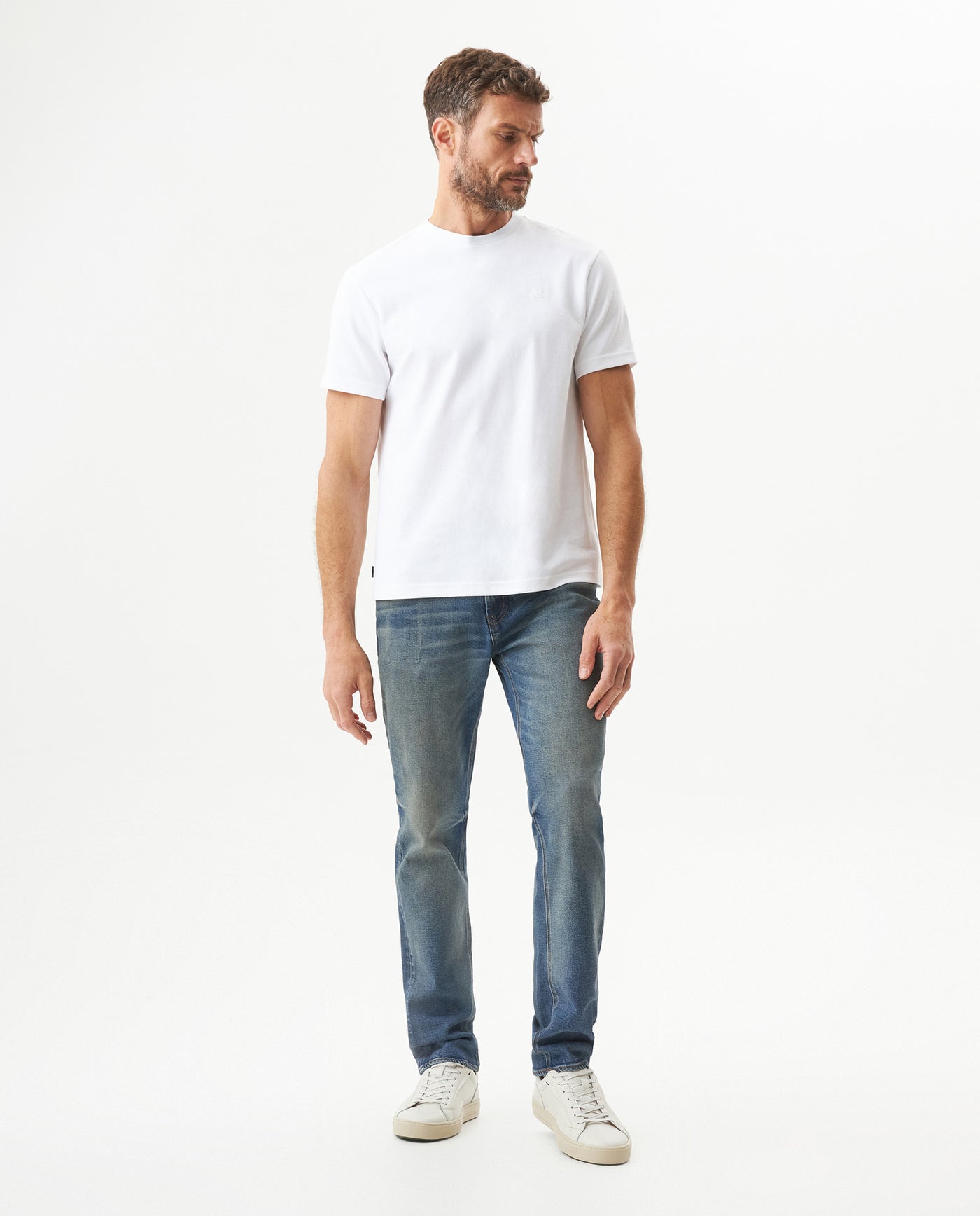 Men's Morrison Slim Fit Medium Wash Jeans in Cotton-Polyester Blend, Radiant 339G451 - 3