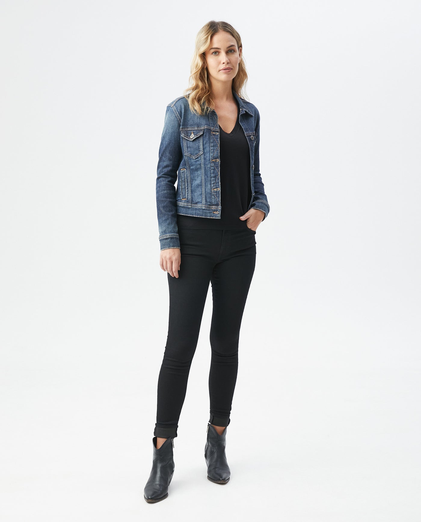Women's Denim Jackets, Dark Wash 420F000 - 2