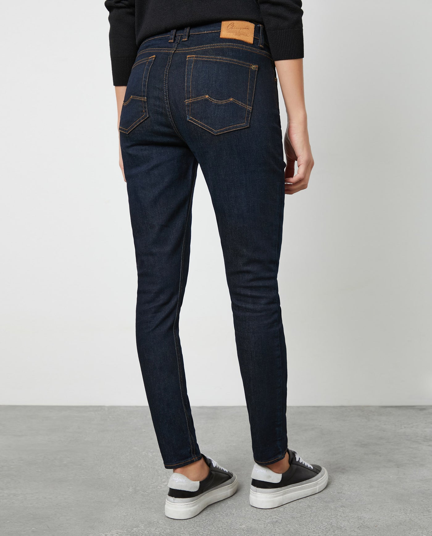 Women's Denim-High-rise Jeans Dark Wash 63_430E005_AZU193924_4