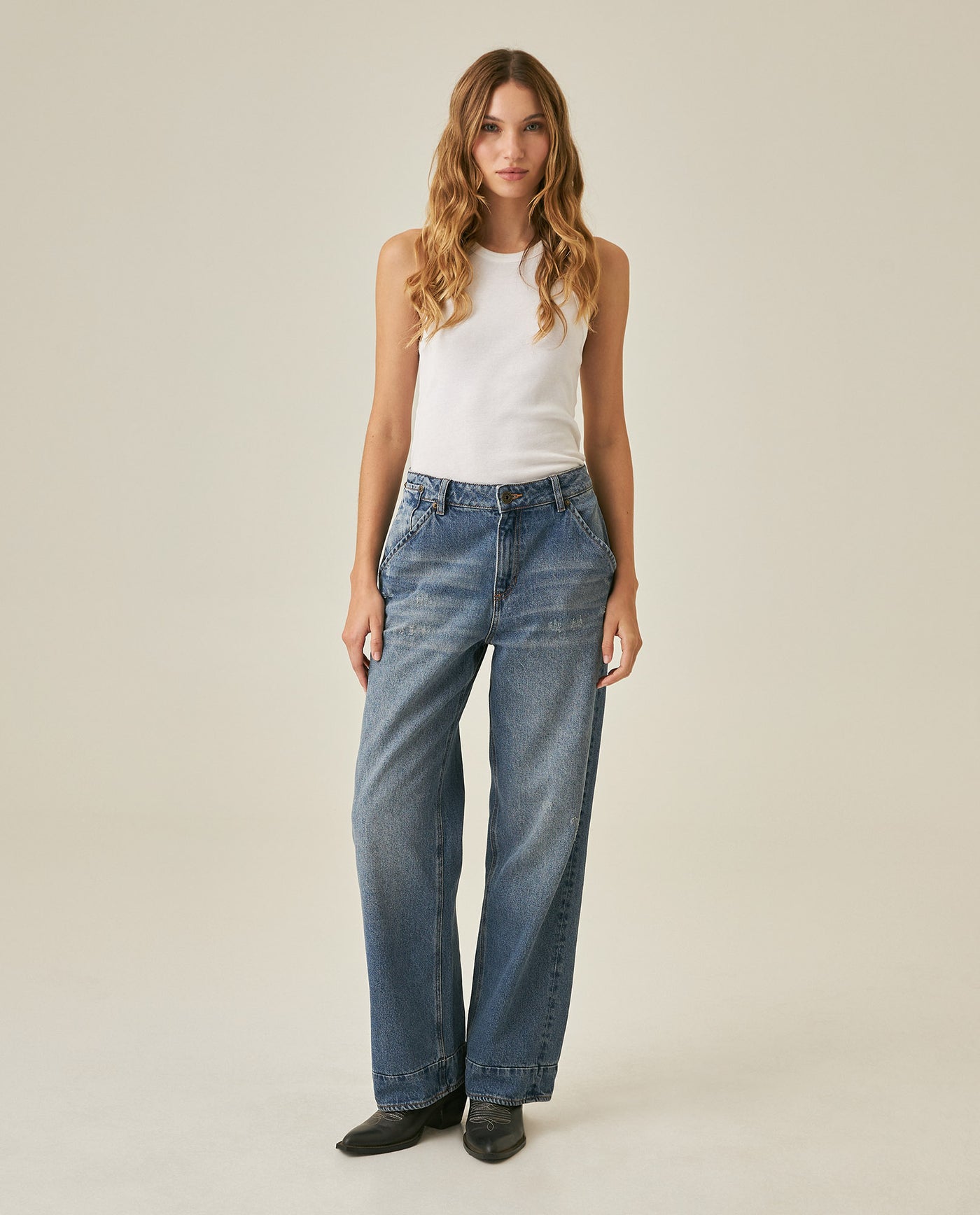Womens Jeans Straight Wide Fit Wide Hem Super High Rise Cotton Comfort Medium Wash Destroyer Effect Diagonal Pockets - Blue 63_431H028_AZU184140_4