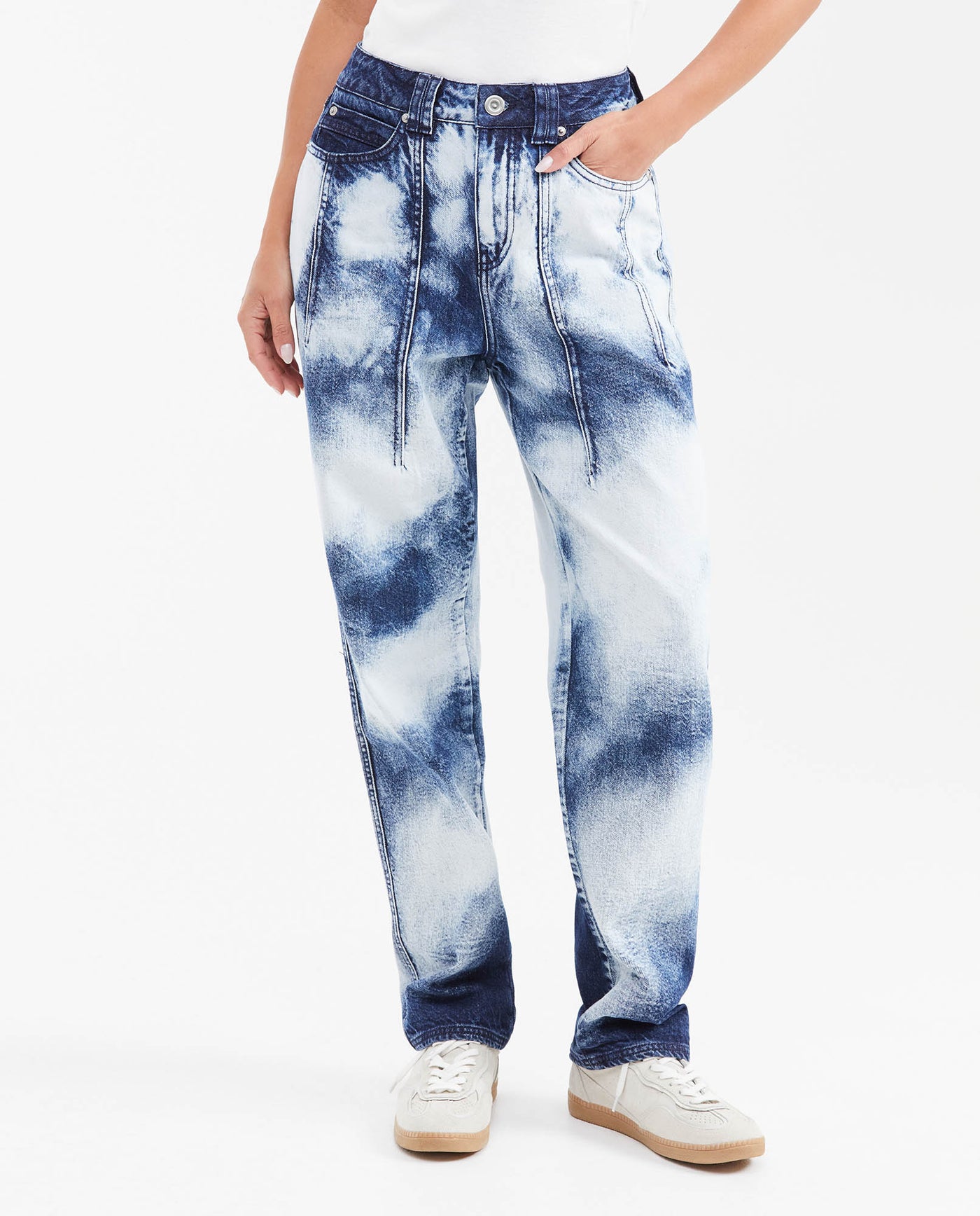 Women's Ballon Leg High Rise Boot Cut Jeans in Dark Wash with Watercolor Effect 432G029 - 1