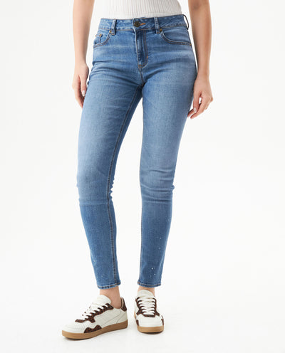 Women's Cosmo High Rise Medium Wash Jeans in Cotton-Polyester Blend Boatyard