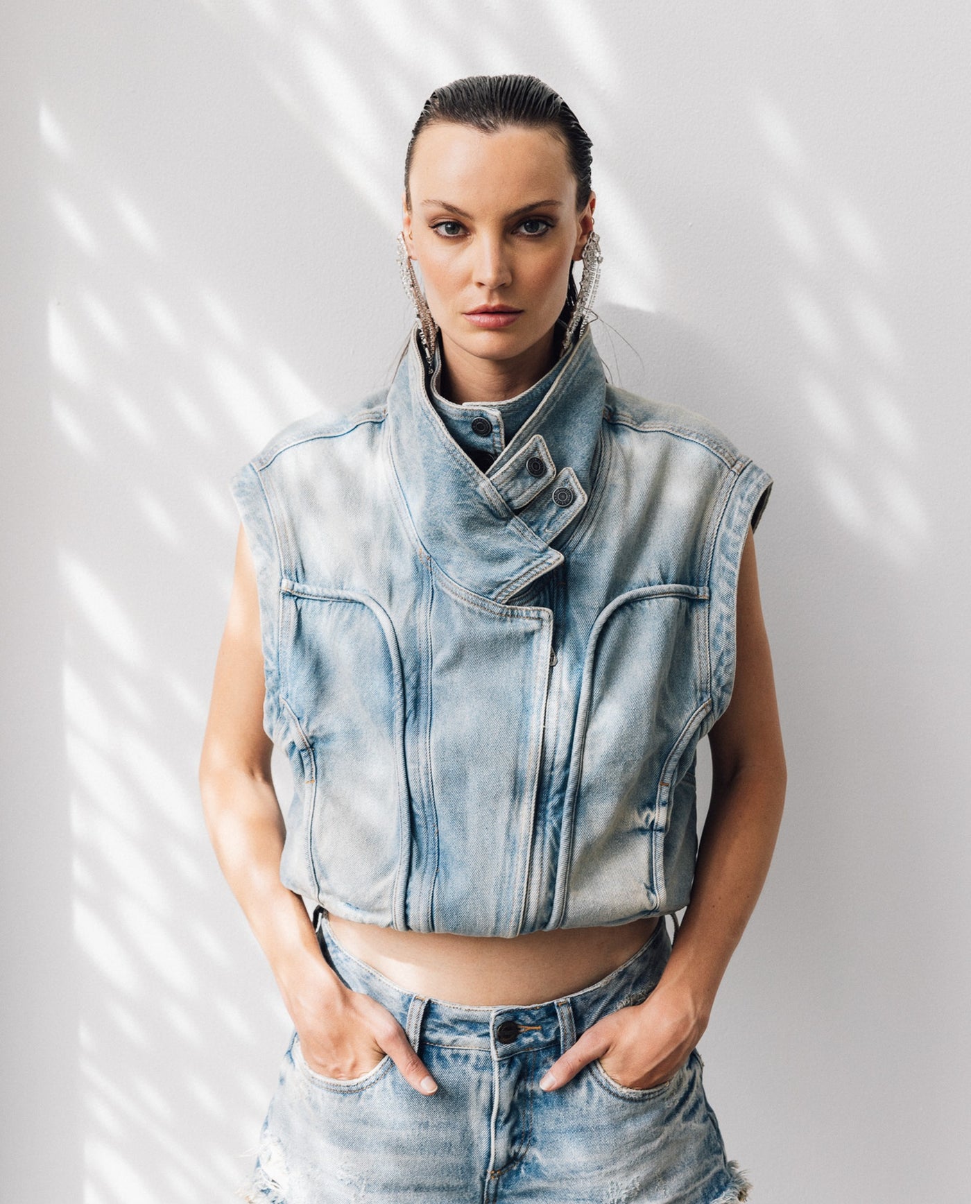 Womens Cropped Denim Vest - Special Collection - Blue 63_462H200_AZU194052_0