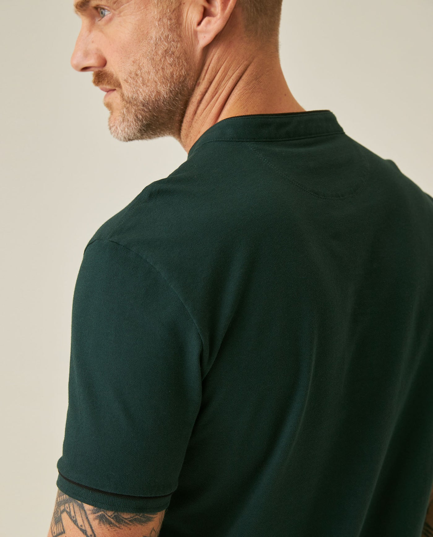 Mens Polo Shirt Slim Fit Mandarin Collar Short Sleeve Piqué Cotton Elastane Contrast Bias Details - Dark Green 63_601H027_VER195406_7
