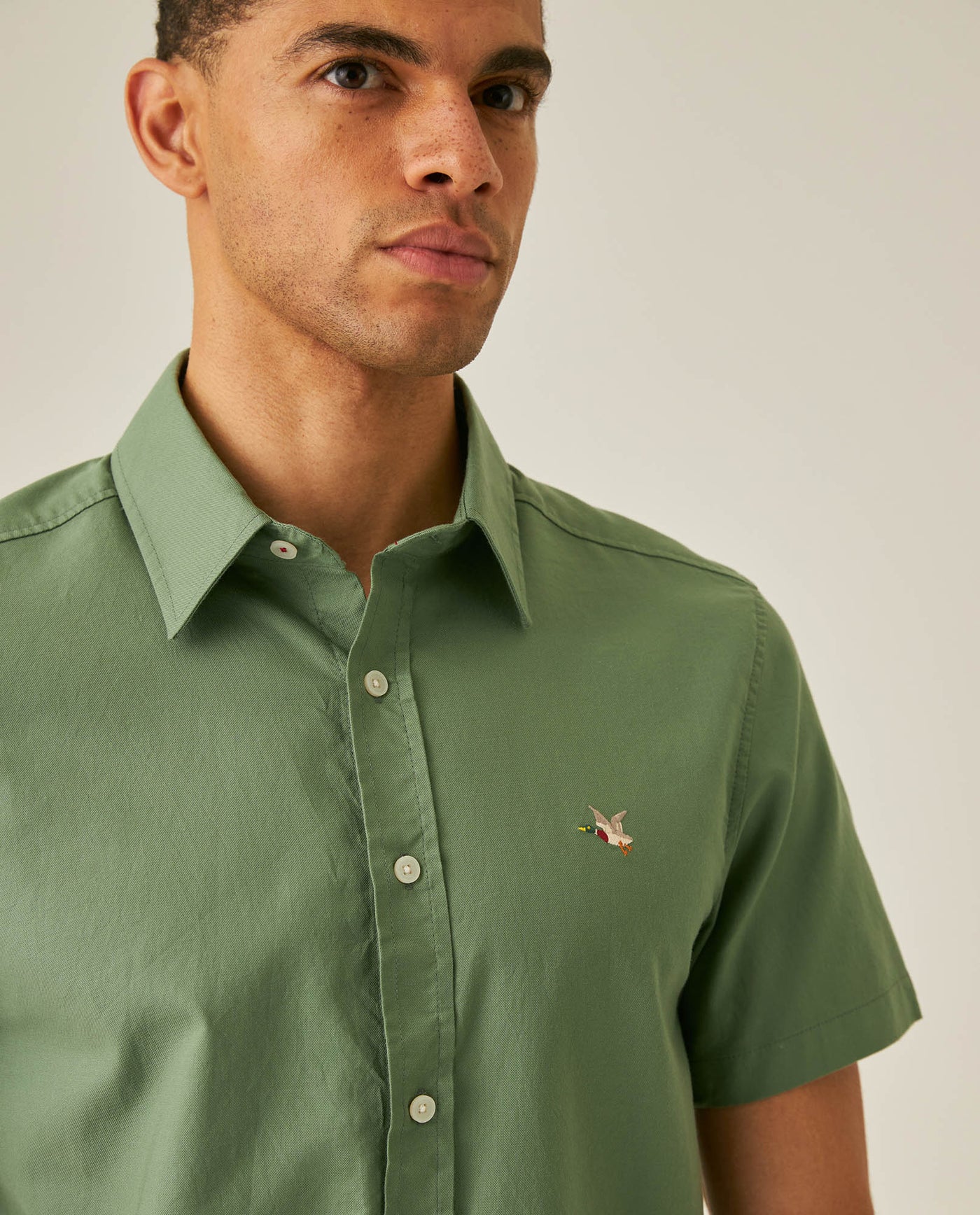 Mens Shirt Short Sleeve Slim Fit Oxford Cotton Vibrant Duck Raw Contrast Button Red Side Details - Green 63_611H026_VER176323_5
