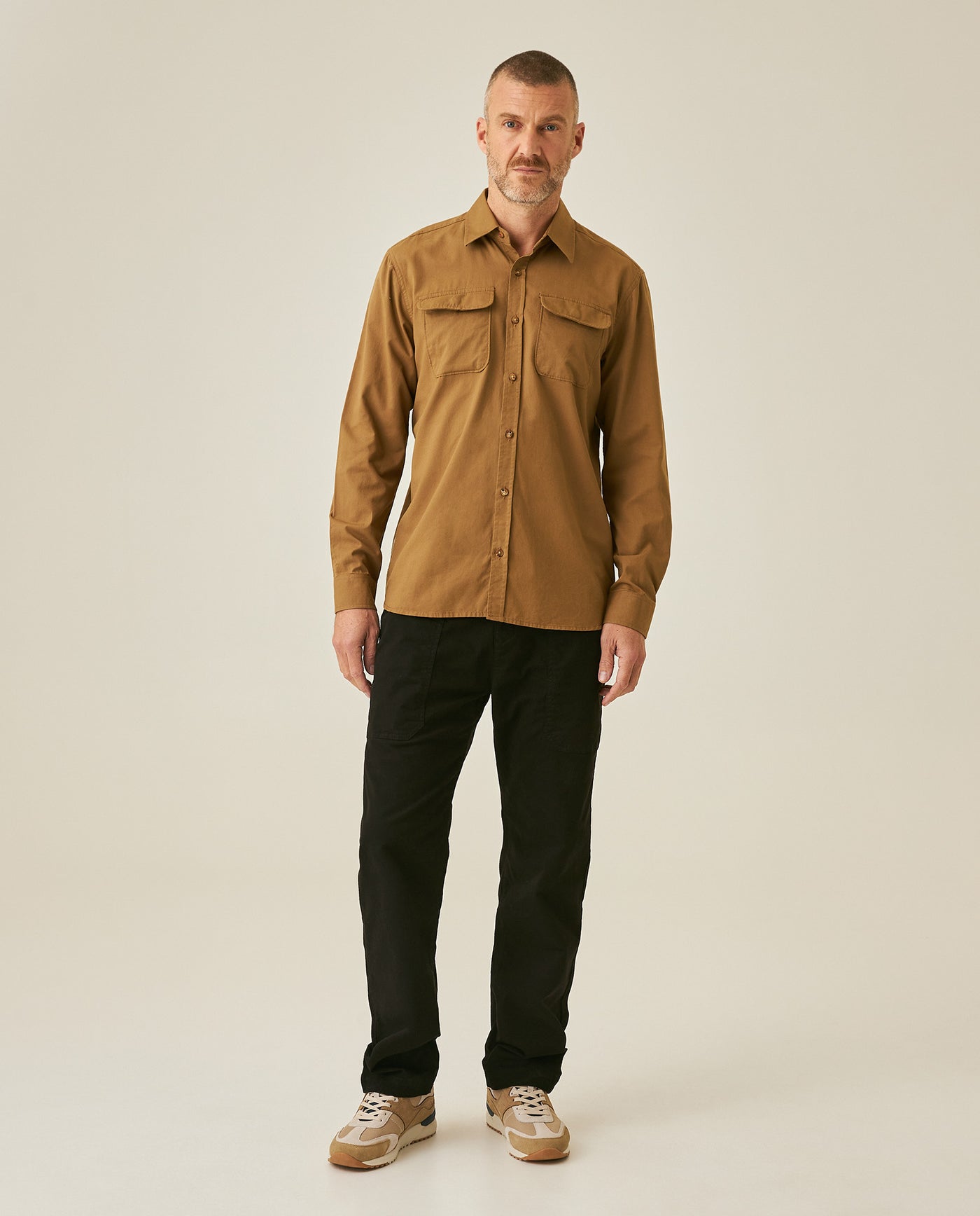Mens Shirt Long Sleeve Regular Fit Cotton Twill Marked Diagonal Patch Pockets Flaps Hidden Snaps - Brown 63_611H035_CAF181018_4