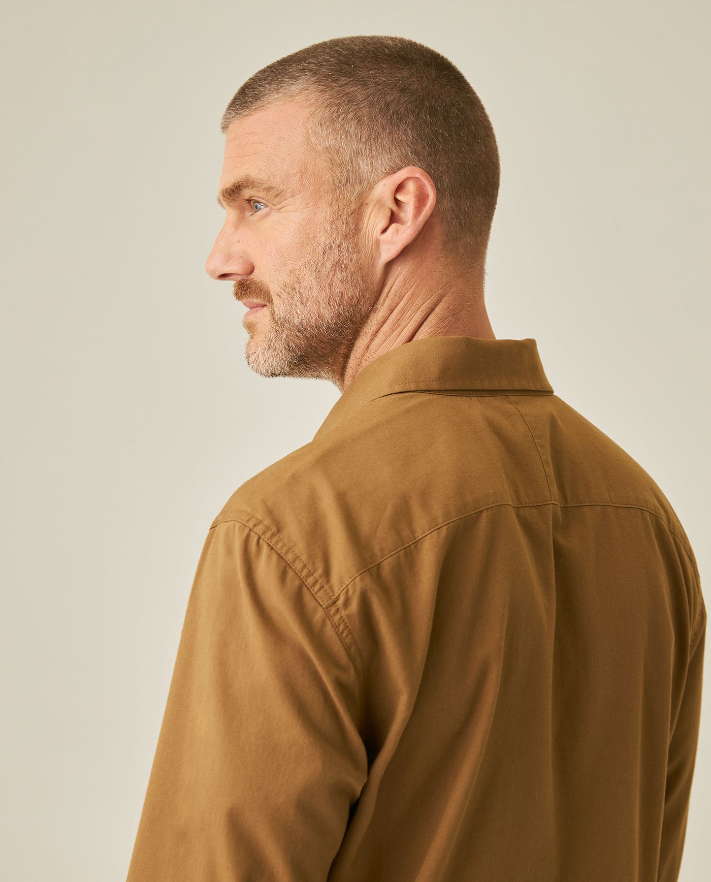 Mens Shirt Long Sleeve Regular Fit Cotton Twill Marked Diagonal Patch Pockets Flaps Hidden Snaps - Brown 63_611H035_CAF181018_7