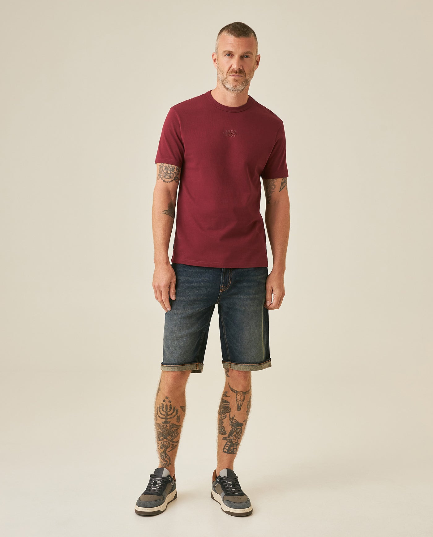 Mens T-Shirt Slim Fit Short Sleeve Cotton Jersey Heavy Mini Central High Density Graphic - Red 63_641H010_ROJ191522_4