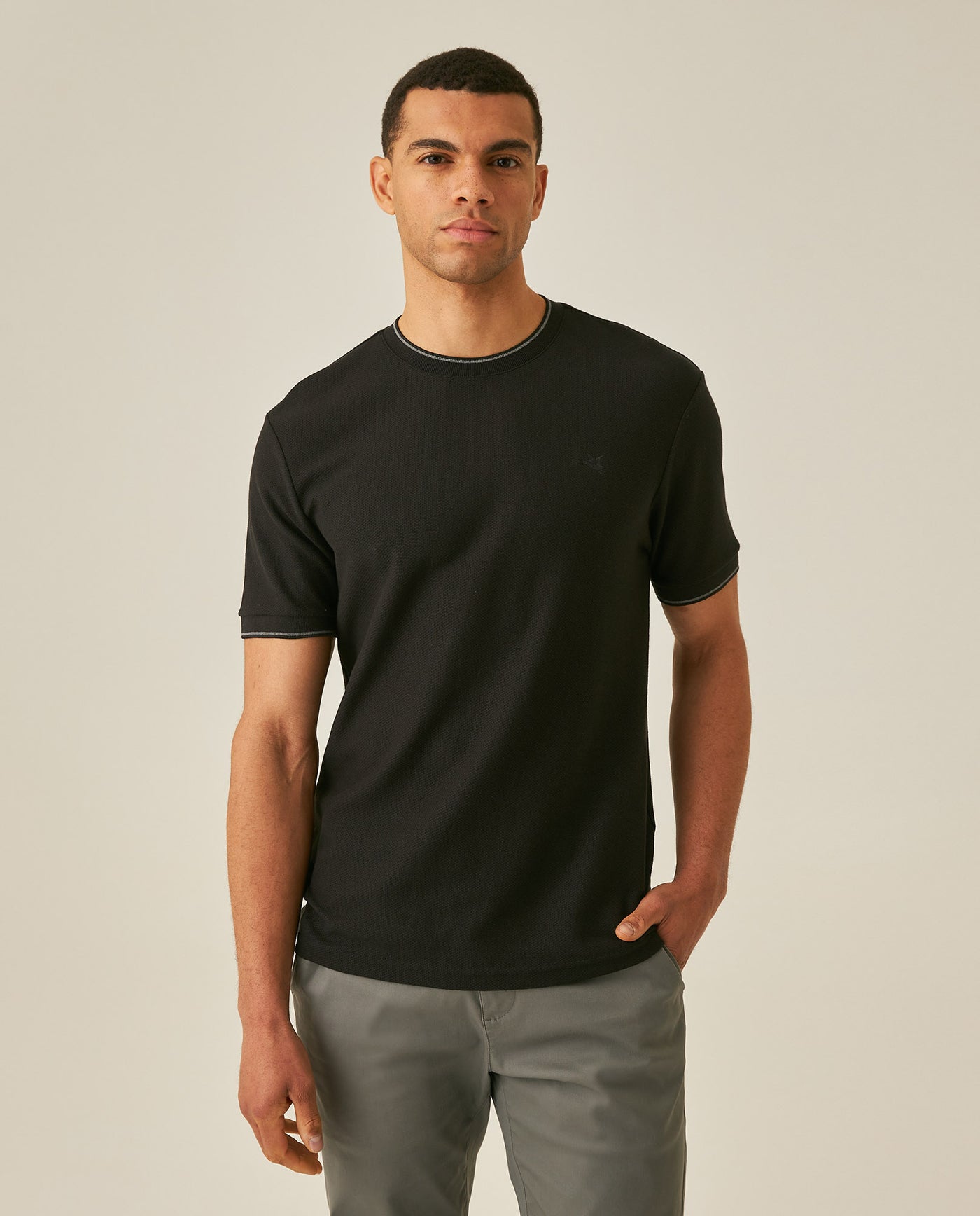 Mens T-Shirt Slim Fit Short Sleeve Cotton Honeycomb Effect Knit Collar Cuffs Refined Structure - Black 63_641H013_NEG194007_0