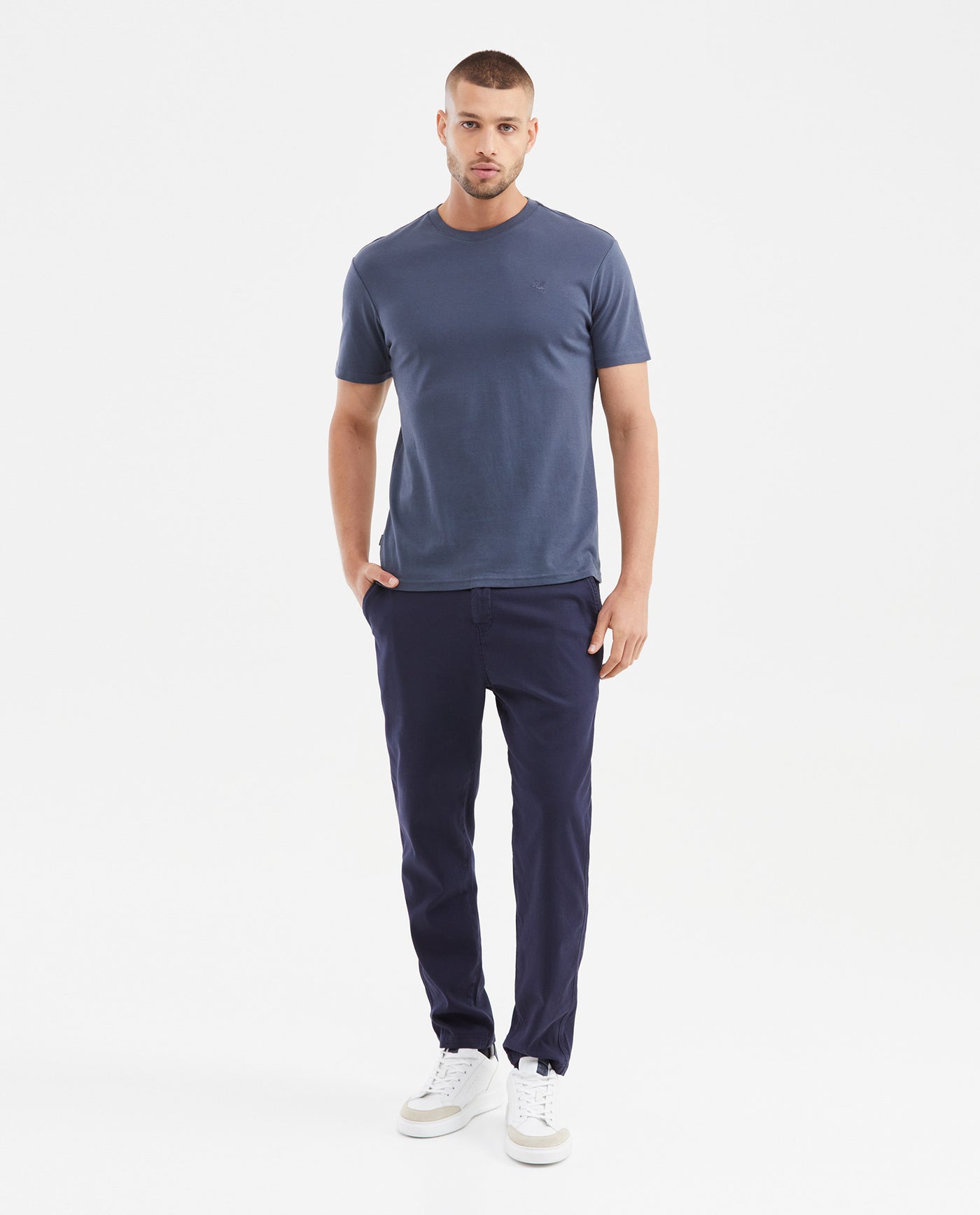 Camiseta Básica Slim Fit Cuello Redondo en Algodón Doble Punto para Hombre - Gray 63_642G040_GRI193918_3
