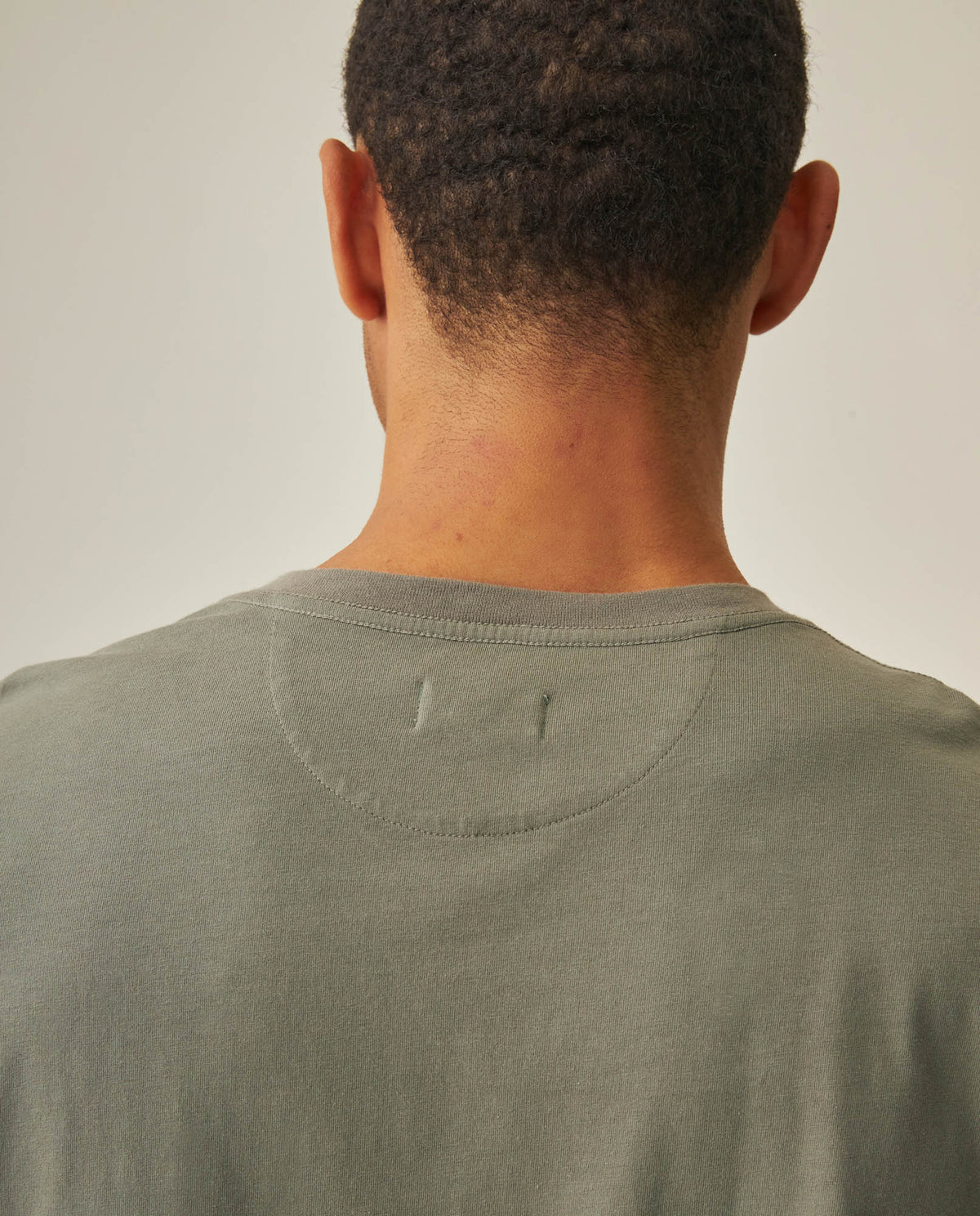 Men´s Slim V-Neck T-shirt - Green 63_642H000_VER185806_7