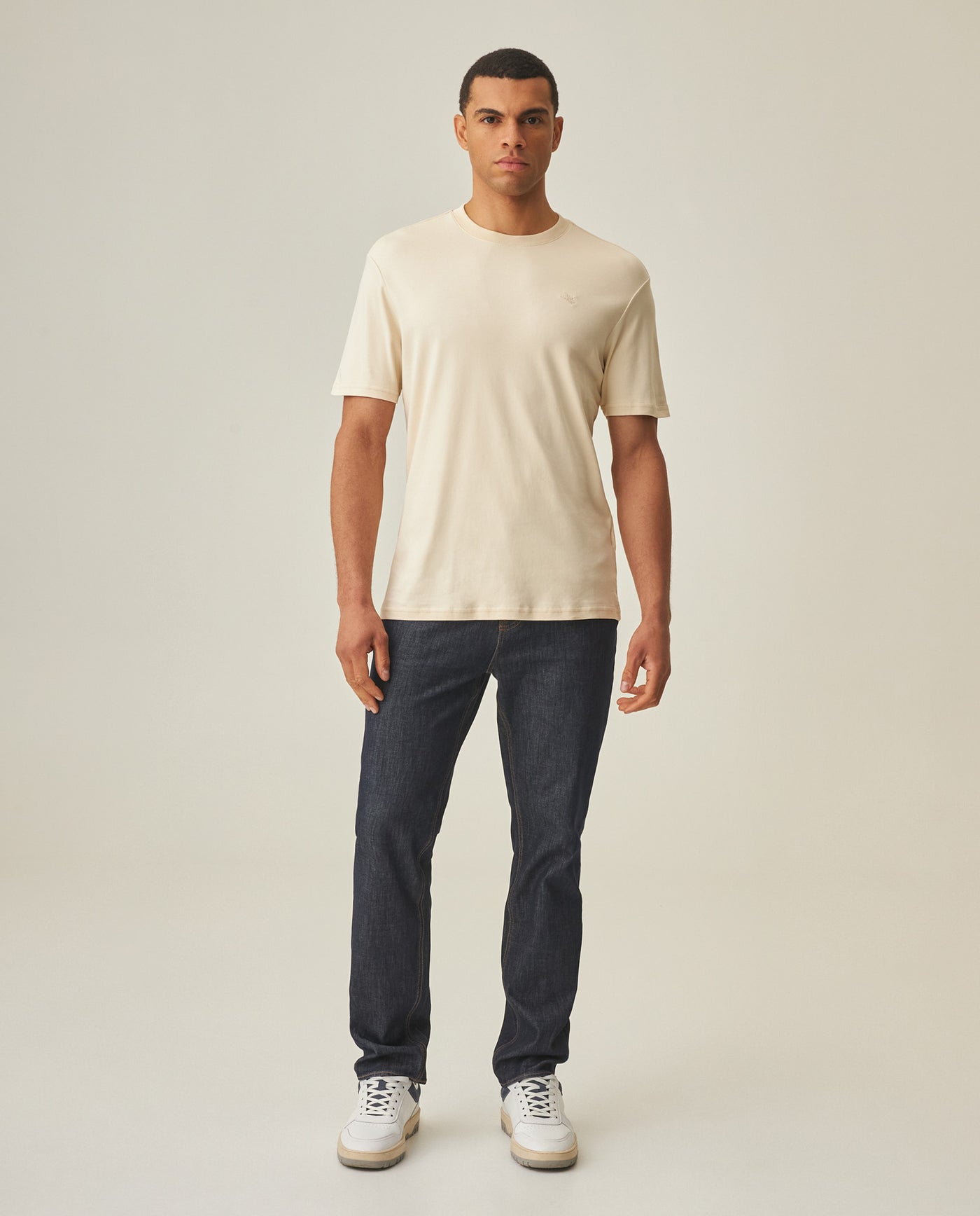 Men´s Slim Fit T-Shirt - Raw 63_642H040_CRU120104_3