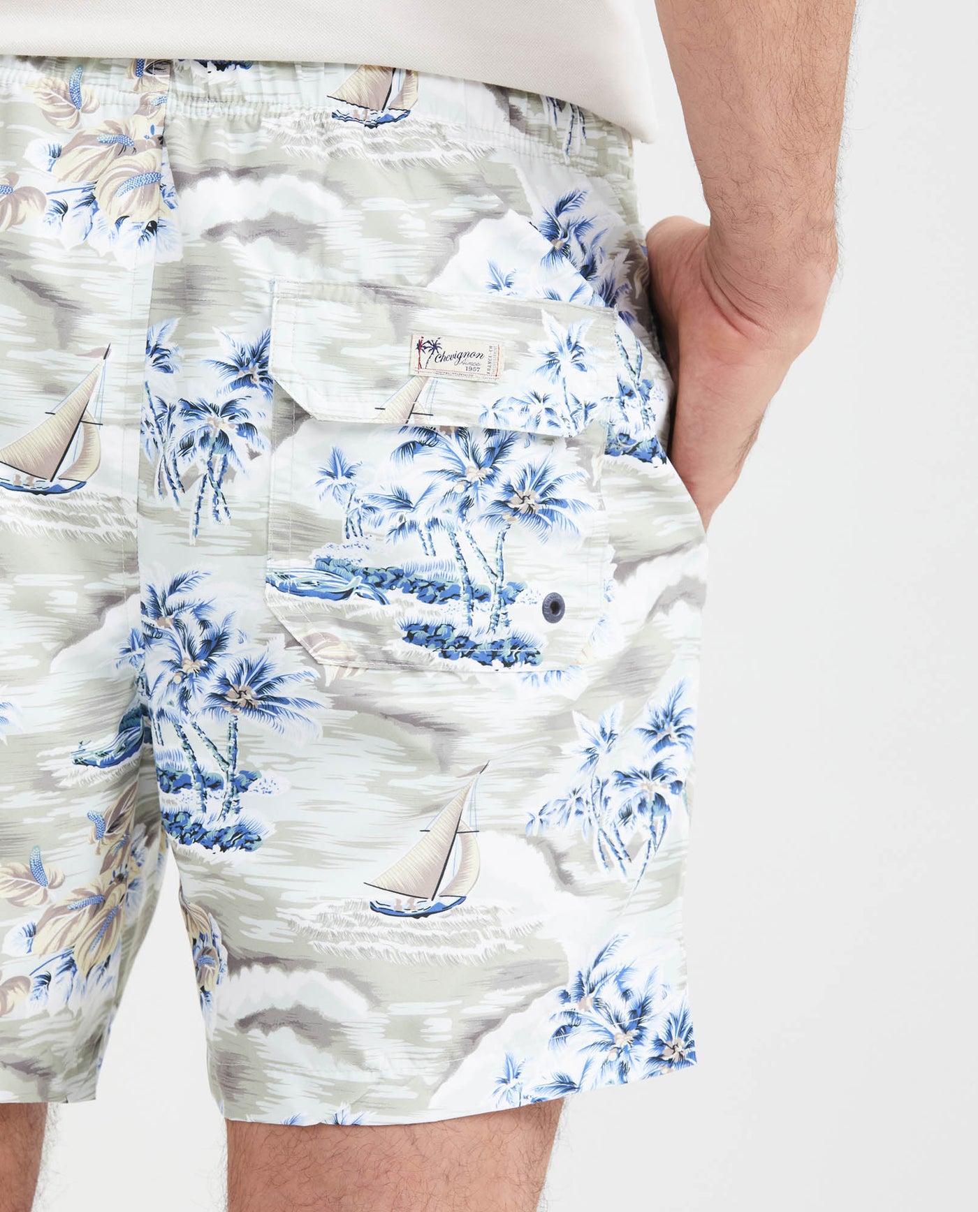 Men's Beach Bermuda Shorts Graphic Print in Recycled Polyester - 5