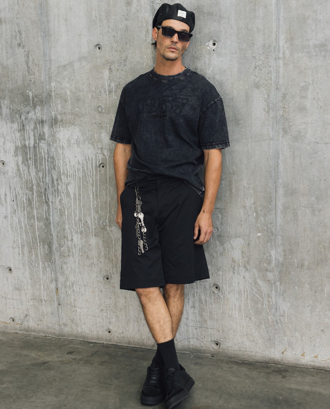Mens Straight Bermuda Shorts - Special Collection - Black 63_652H200_NEG194007_0