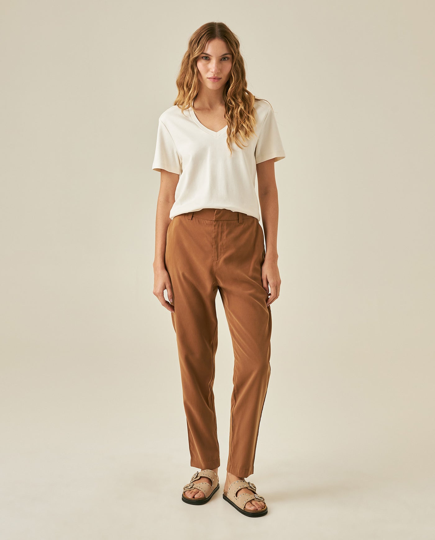 Womens T-Shirt Essential Straight Silhouette V-Neck Short Sleeve Cotton - Raw 63_701H000_CRU110606_4