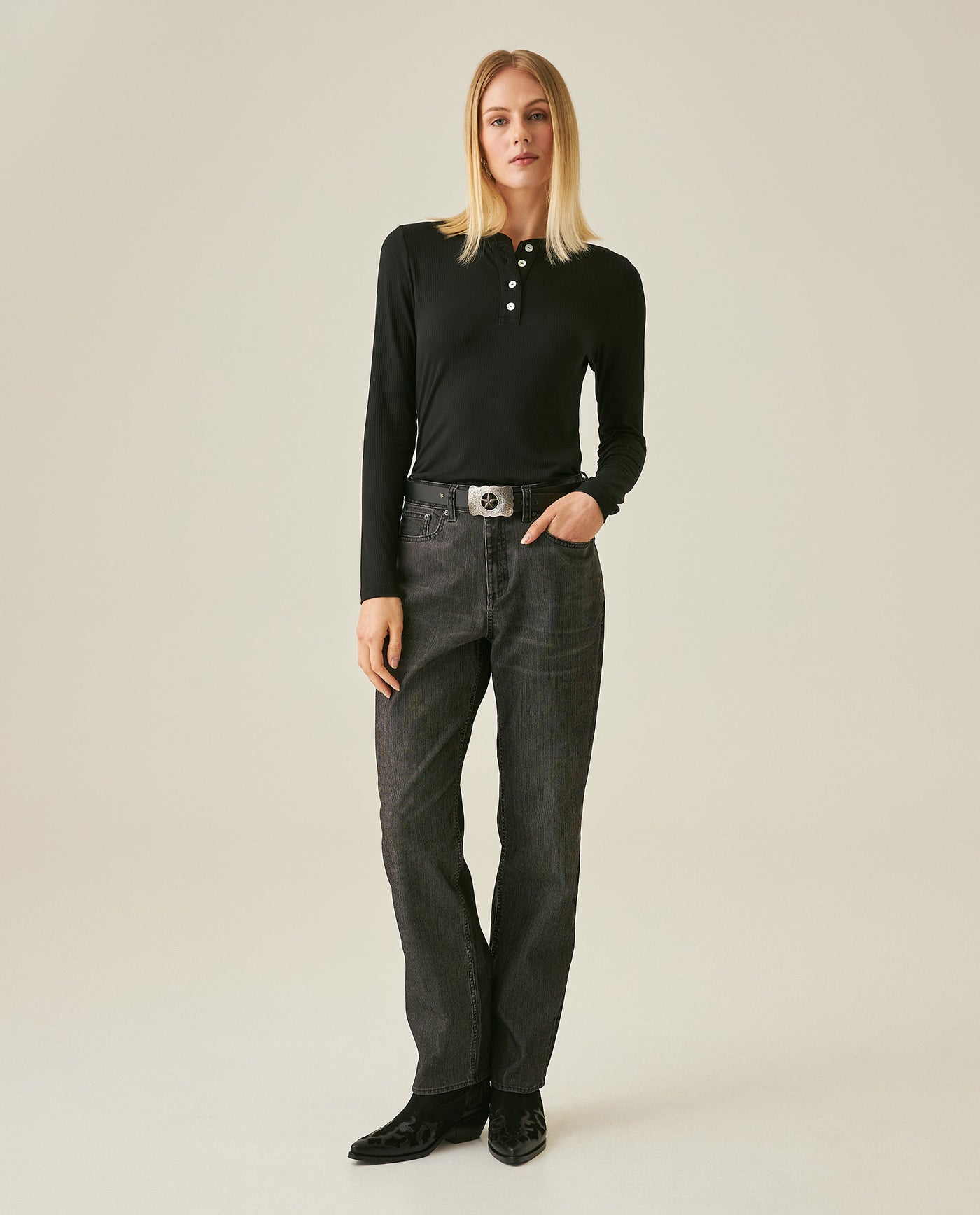 Womens T-Shirt Fashion Fitted Mandarin Collar Half Placket Viscose–Elastane Ribbed Texture - Black 63_701H003_NEG194004_4