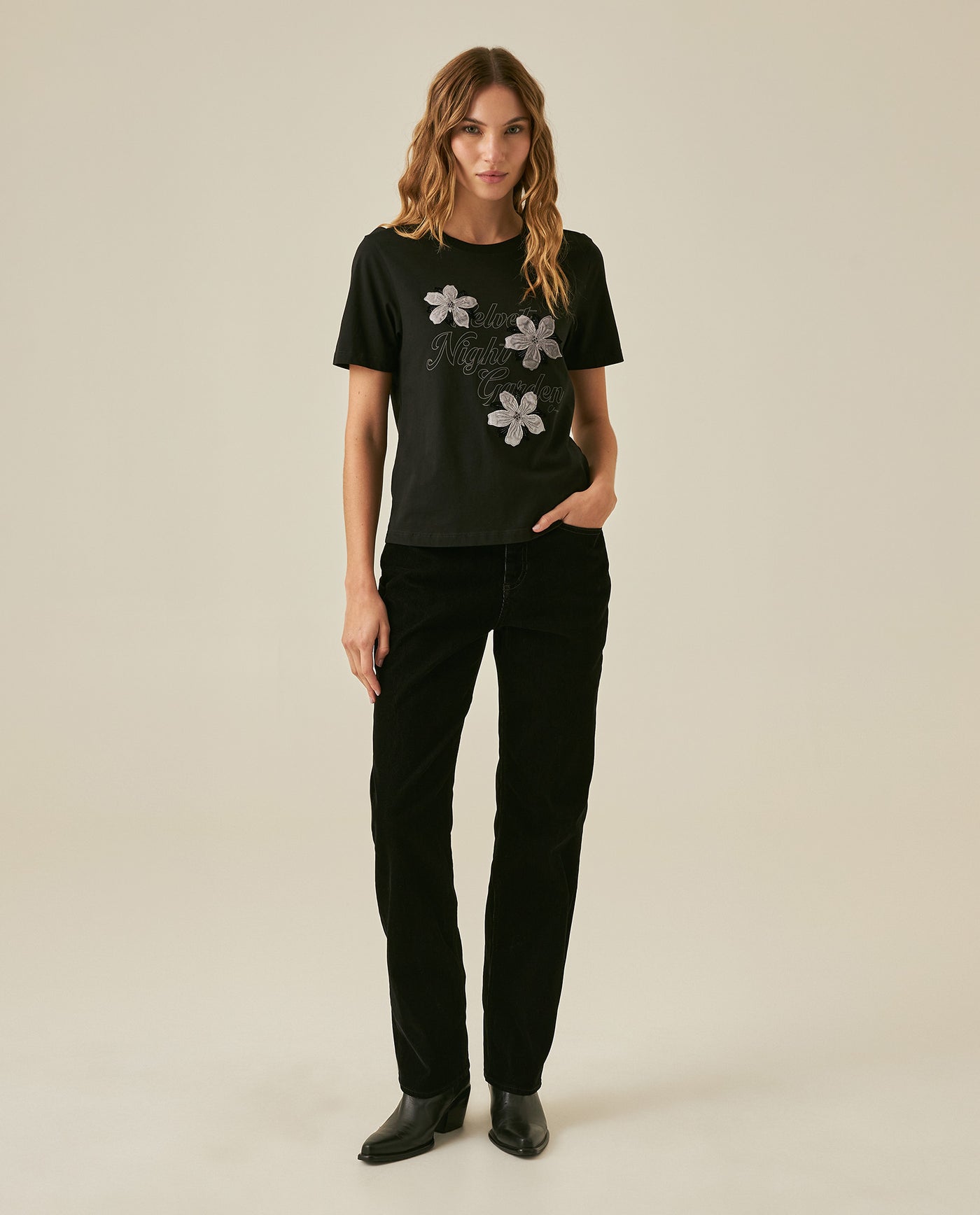 Womens T-Shirt Graphic Slim Fit Cotton Velveteen Flower Print - Black 63_701H014_NEG194004_4