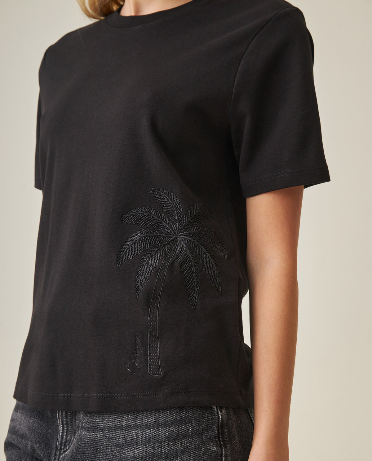 Women´s Slim Fit T-Shirt - Black 63_702H026_NEG194003_5