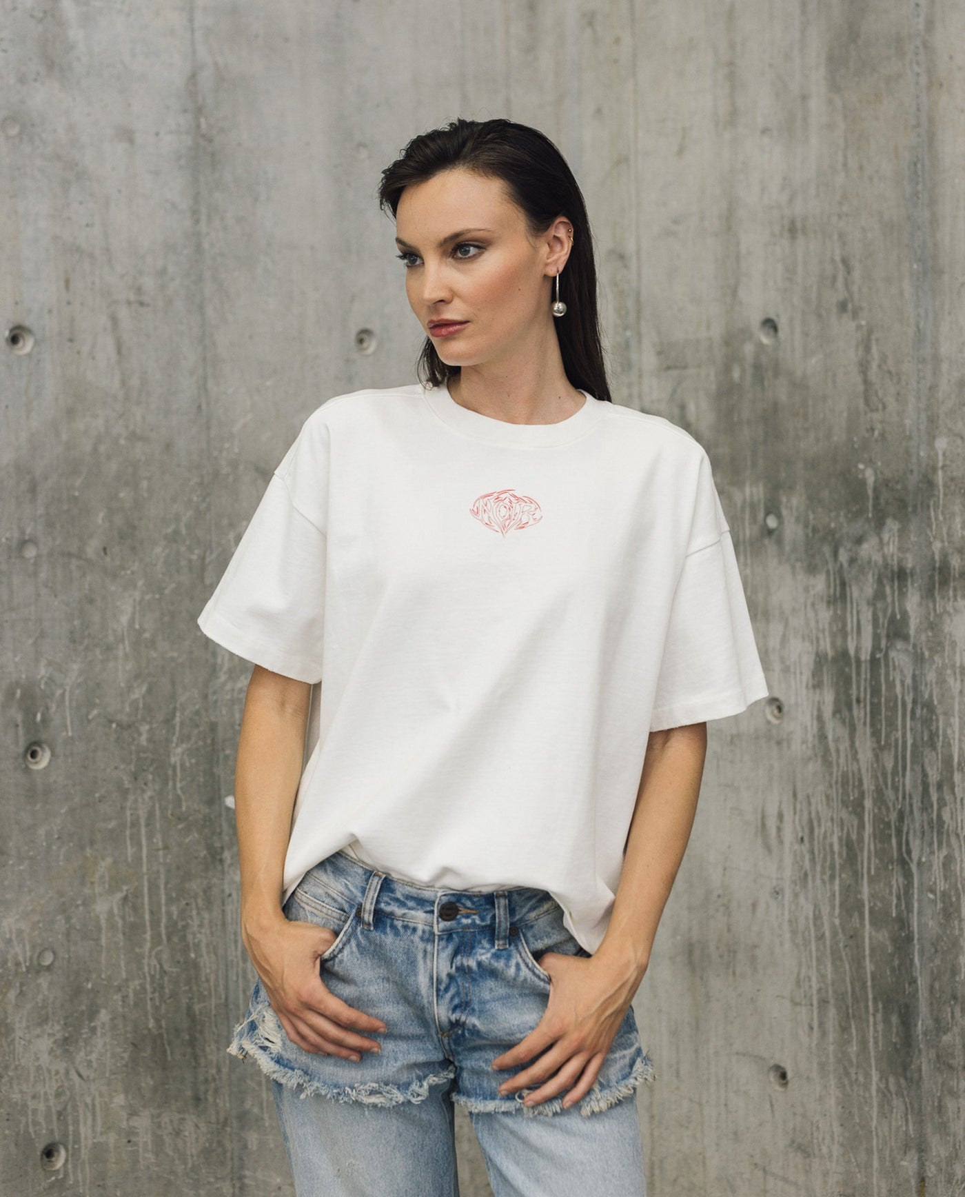 Womens Oversized Graphic Tee - Special Collection - Raw 63_702H200_CRU110606_0