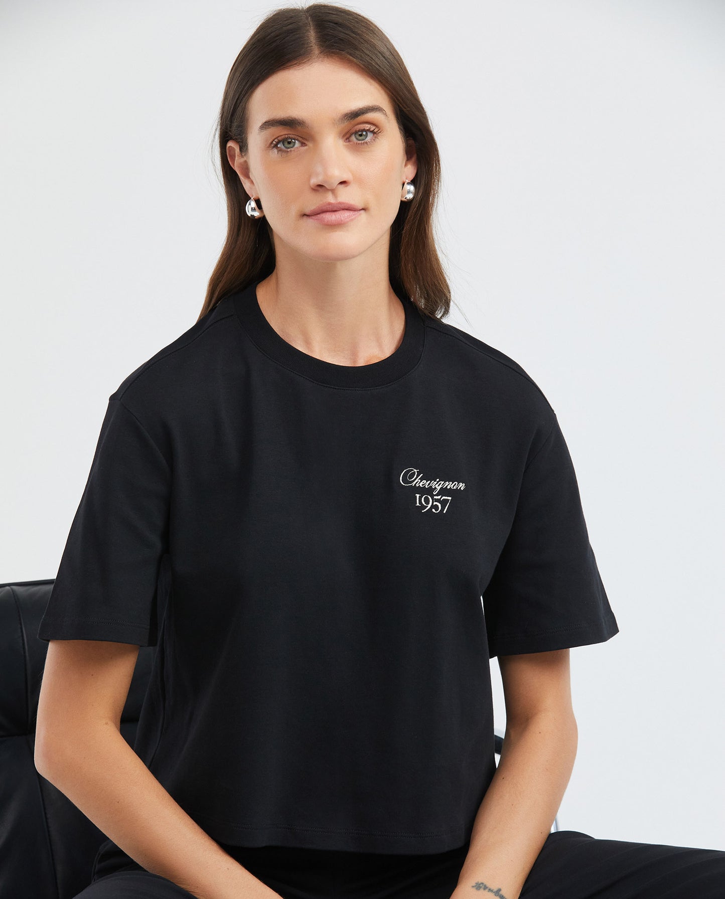 Women's Basic T-shirt, Short Sleeve Round Neck - Essential Oversized Silhouette Lurex Thread Embroidery - Black - 6