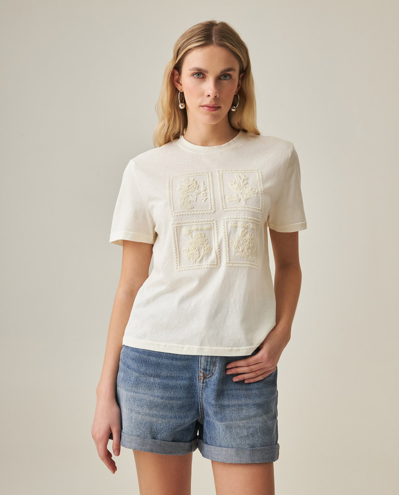 Womens Embroidered T-Shirt - Raw 63_704H003_CRU110103_5