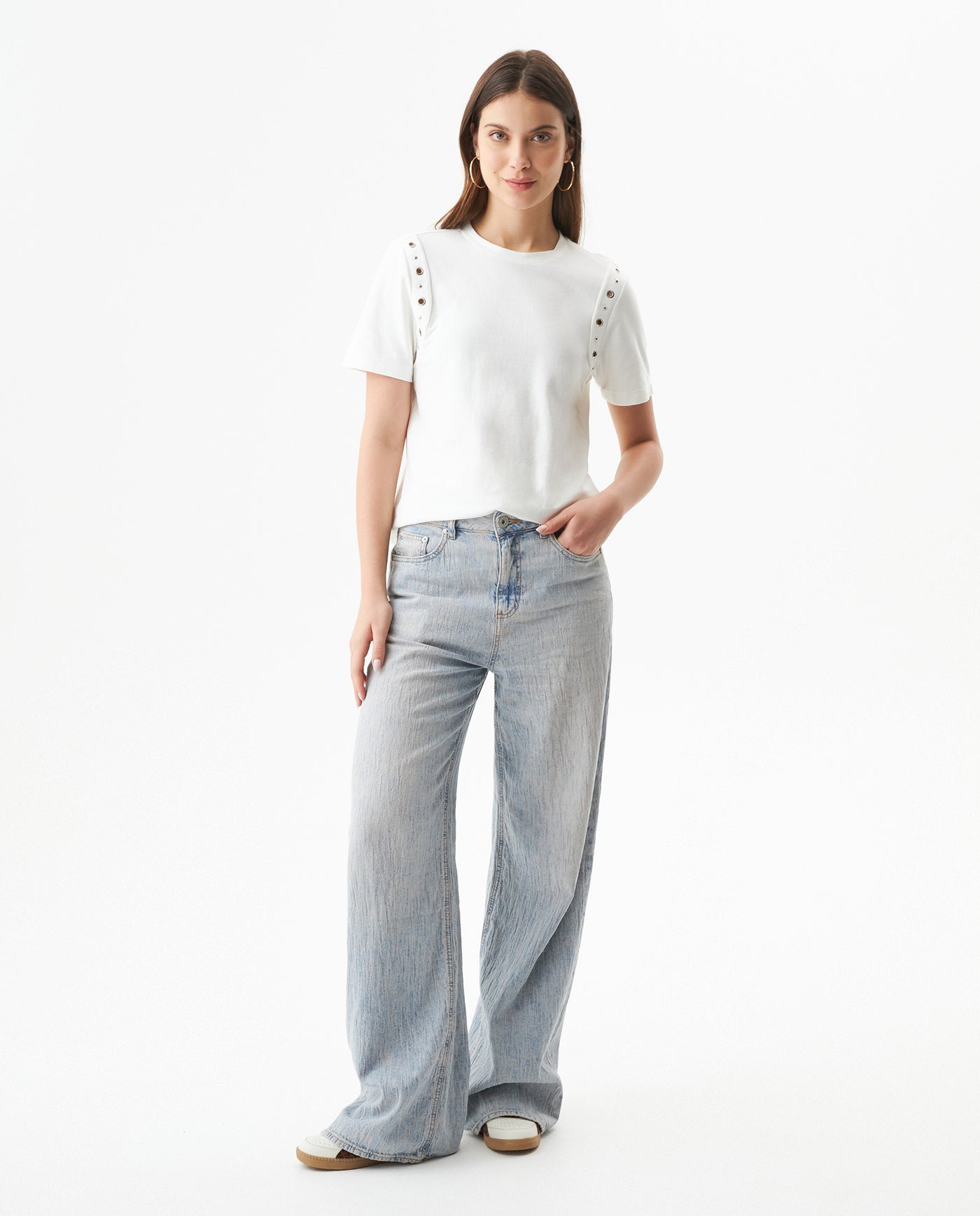 Women's Short Sleeve Slim Fit Metal Detail T-shirt in Cotton, Nocturne - 3