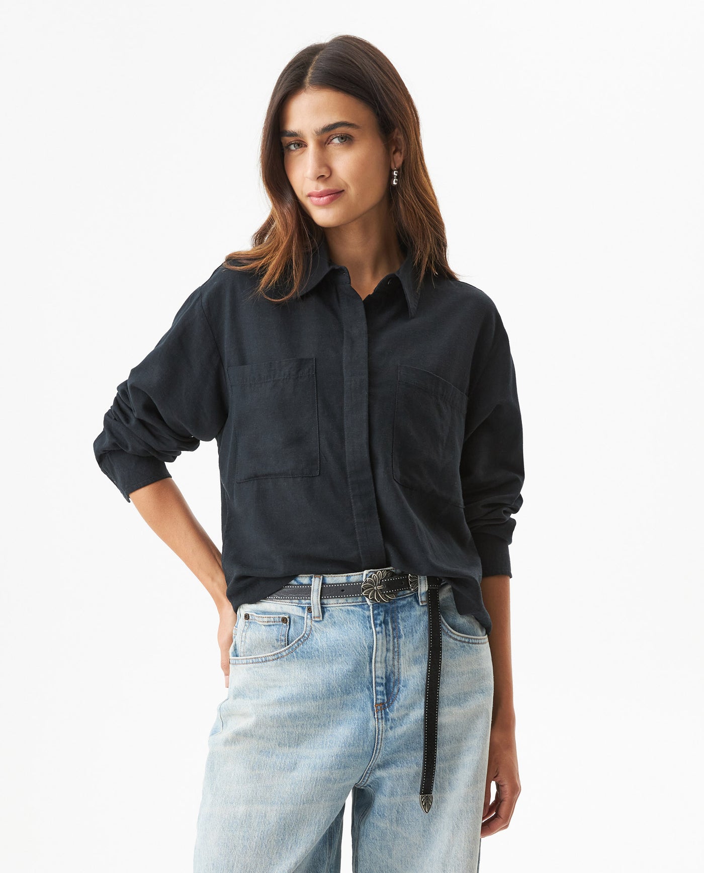 Women's Patch Pocket Straight Shirt in Rayon-Linen Blend, Celebration - 2