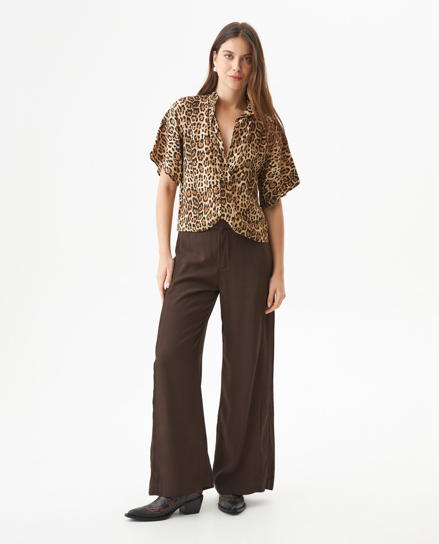 Women's Animal Print Flutter Sleeve Straight Fit Blouse in Viscose Mariner 63_719G020_BEI151216_4