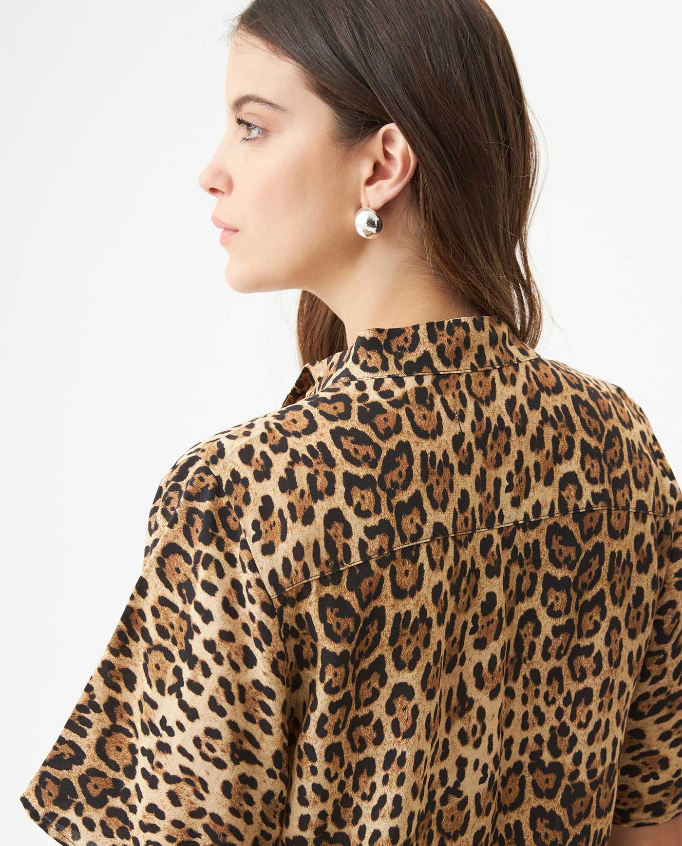 Women's Animal Print Flutter Sleeve Straight Fit Blouse in Viscose Mariner 63_719G020_BEI151216_7