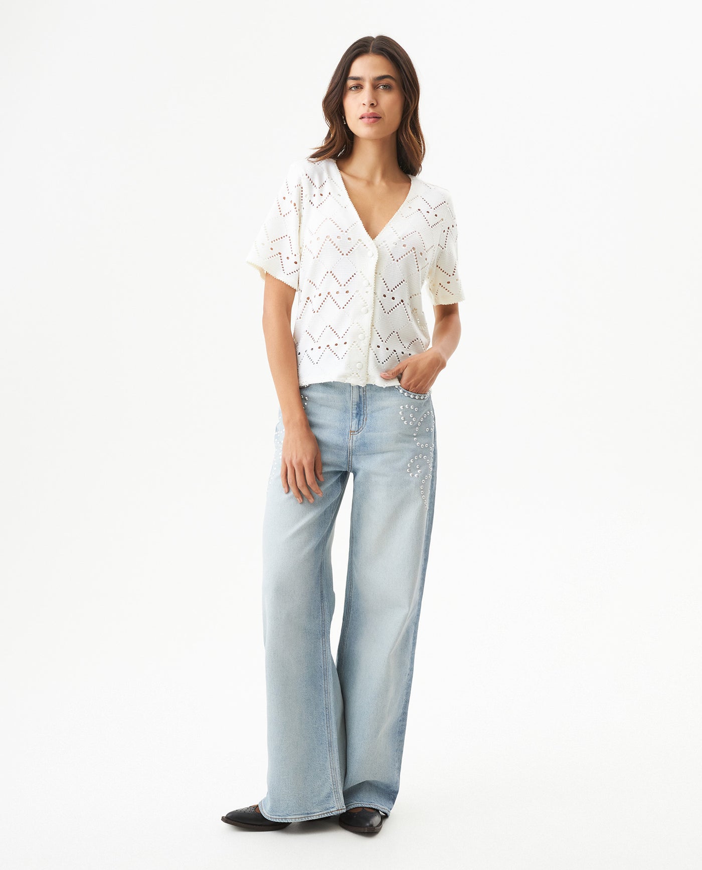 Women's Embroidered V-Neck Short Sleeve Blouse in Polyester Stretch Stardust 63_719G036_CRU114302_4