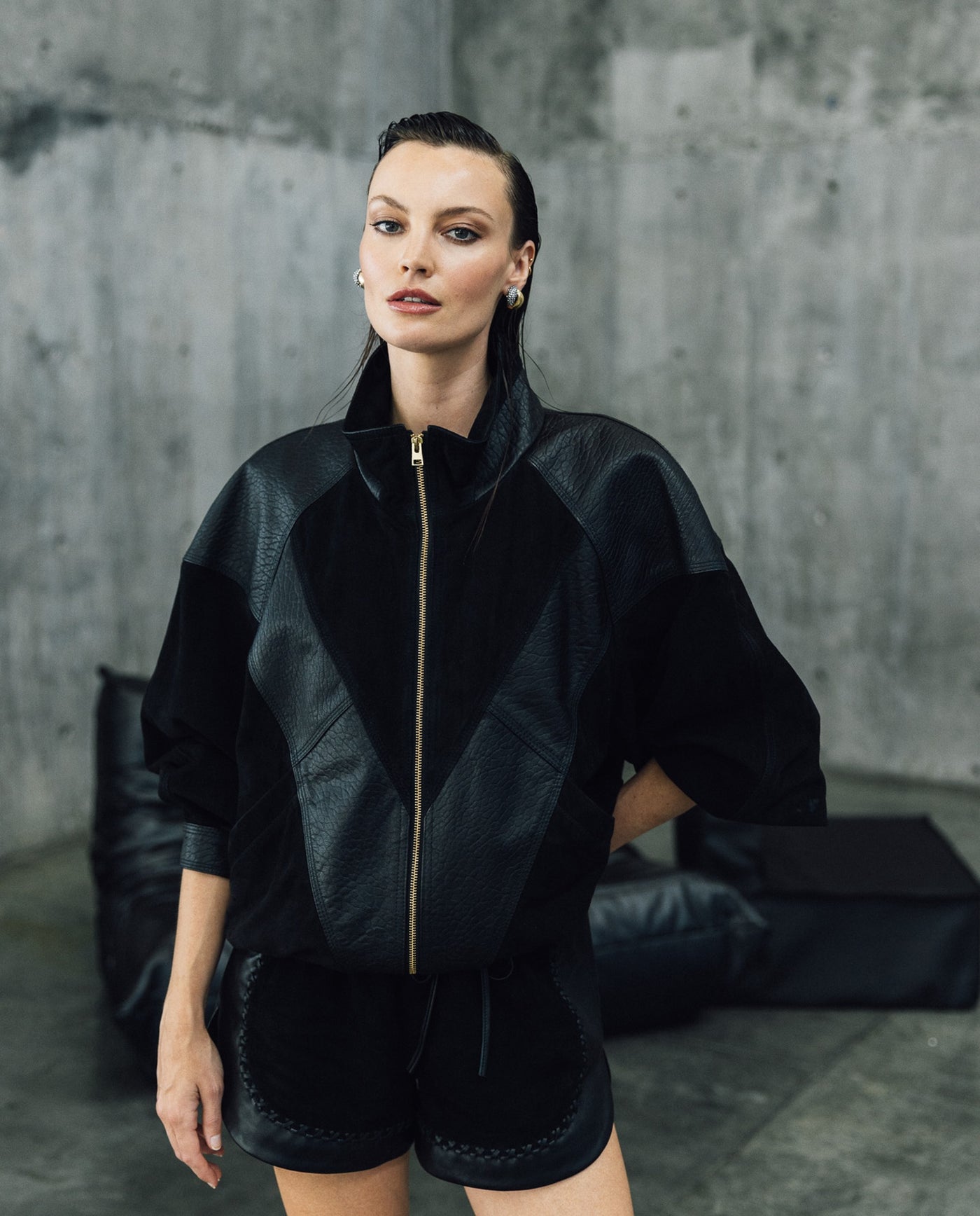 Womens Sheepskin Leather Vintage Bomber Jacket - Special Collection - Black 63_727H502_NEG194007_3