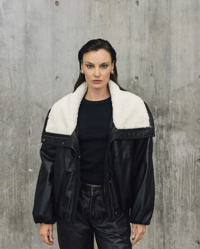 Womens Leather Voluminous Jacket - Special Collection - Black 63_727H506_NEG194007_0