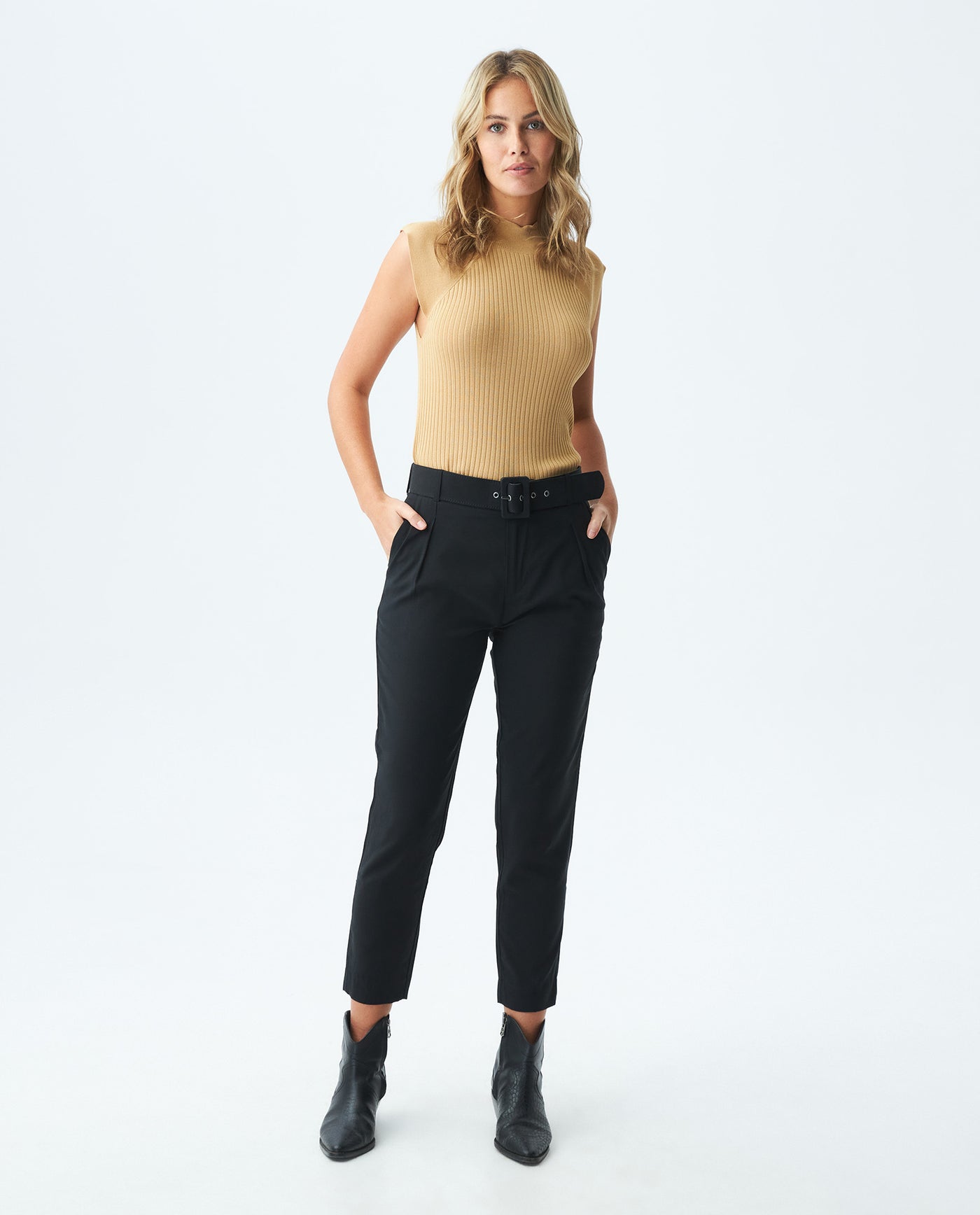 Women's Pants - Black 63_730E000_NEG194007_0