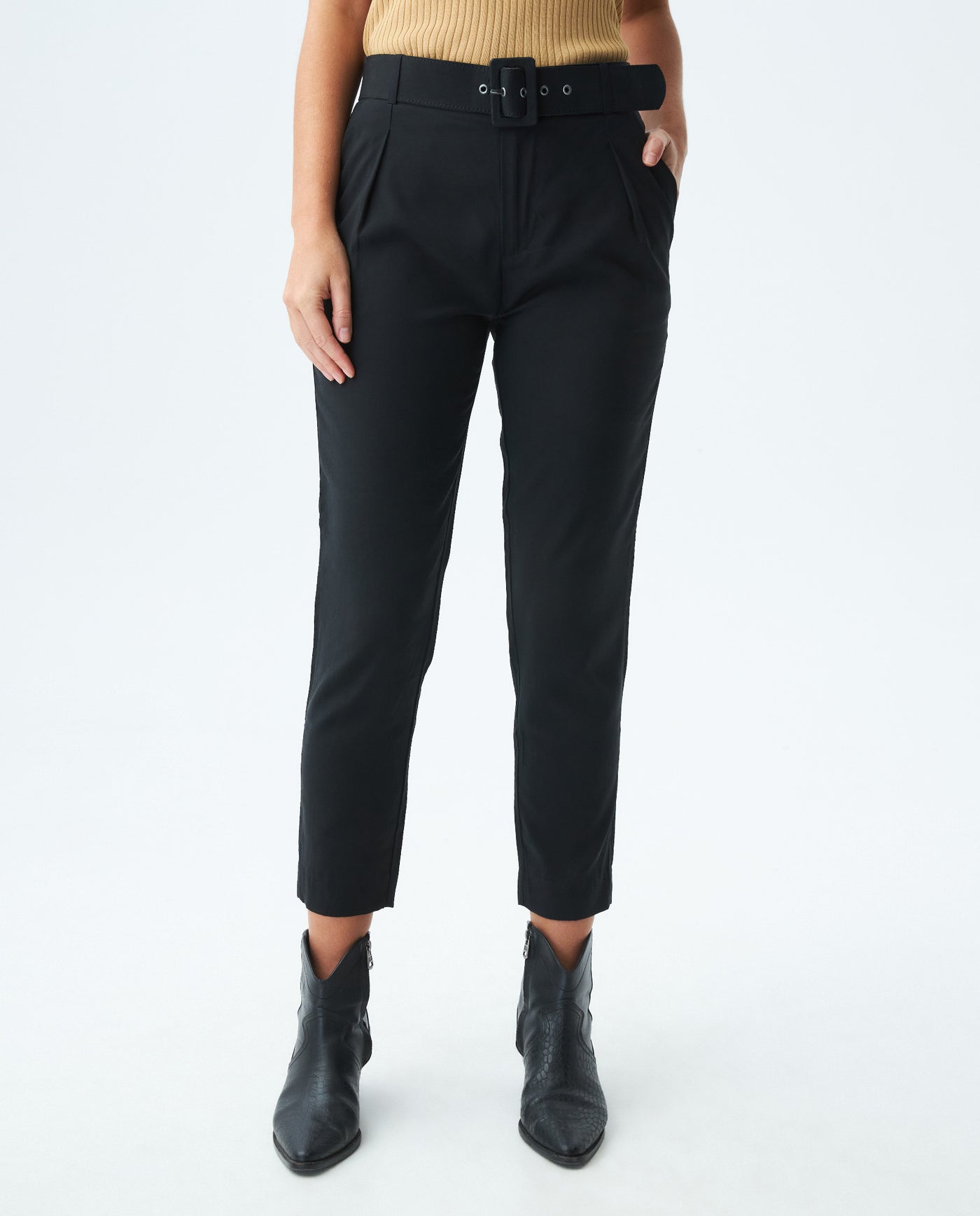 Women's Pants - Black 63_730E000_NEG194007_3